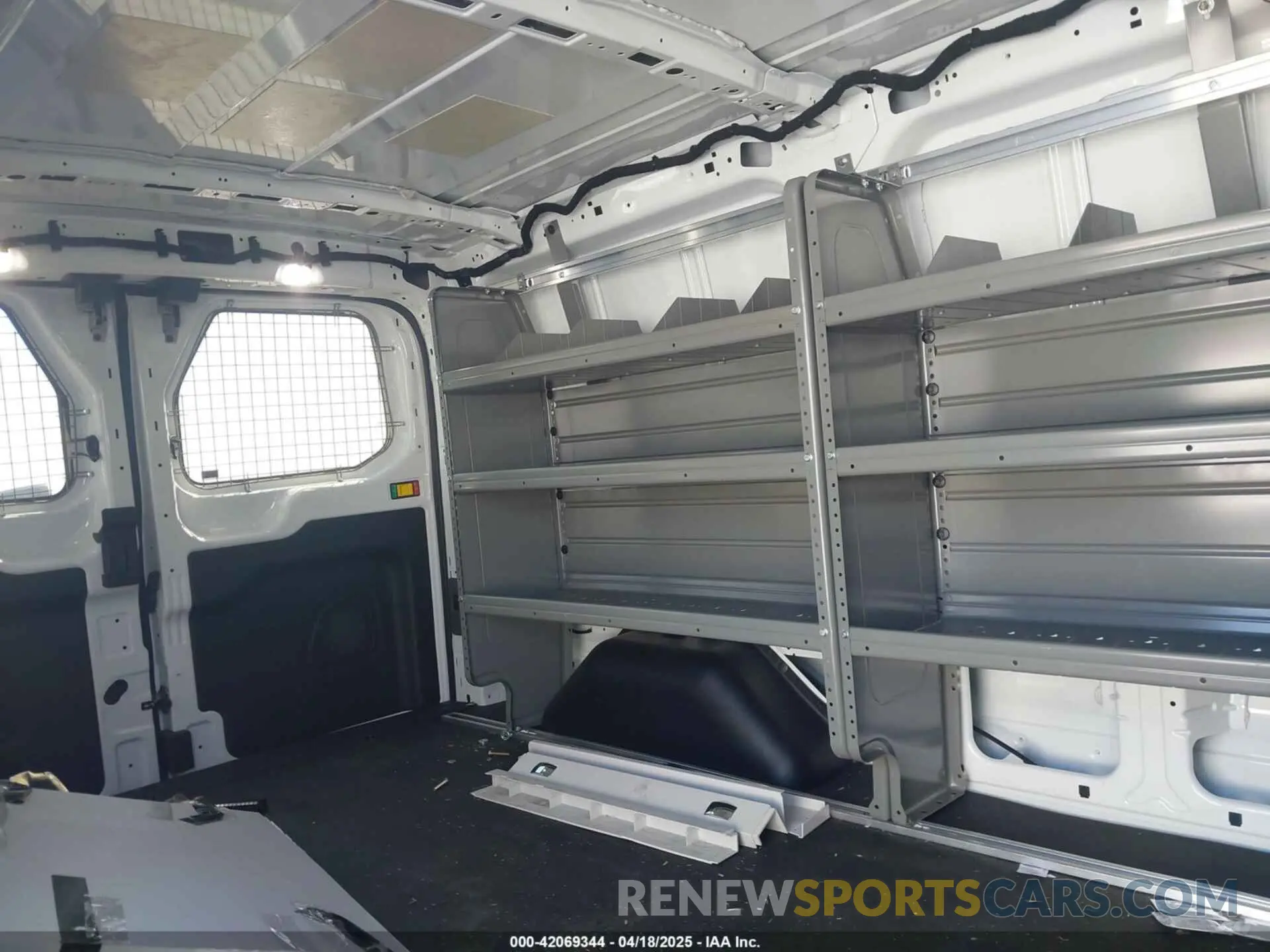 8 Photograph of a damaged car 1FTYE1Y80RKB18748 FORD TRANSIT-150 2024