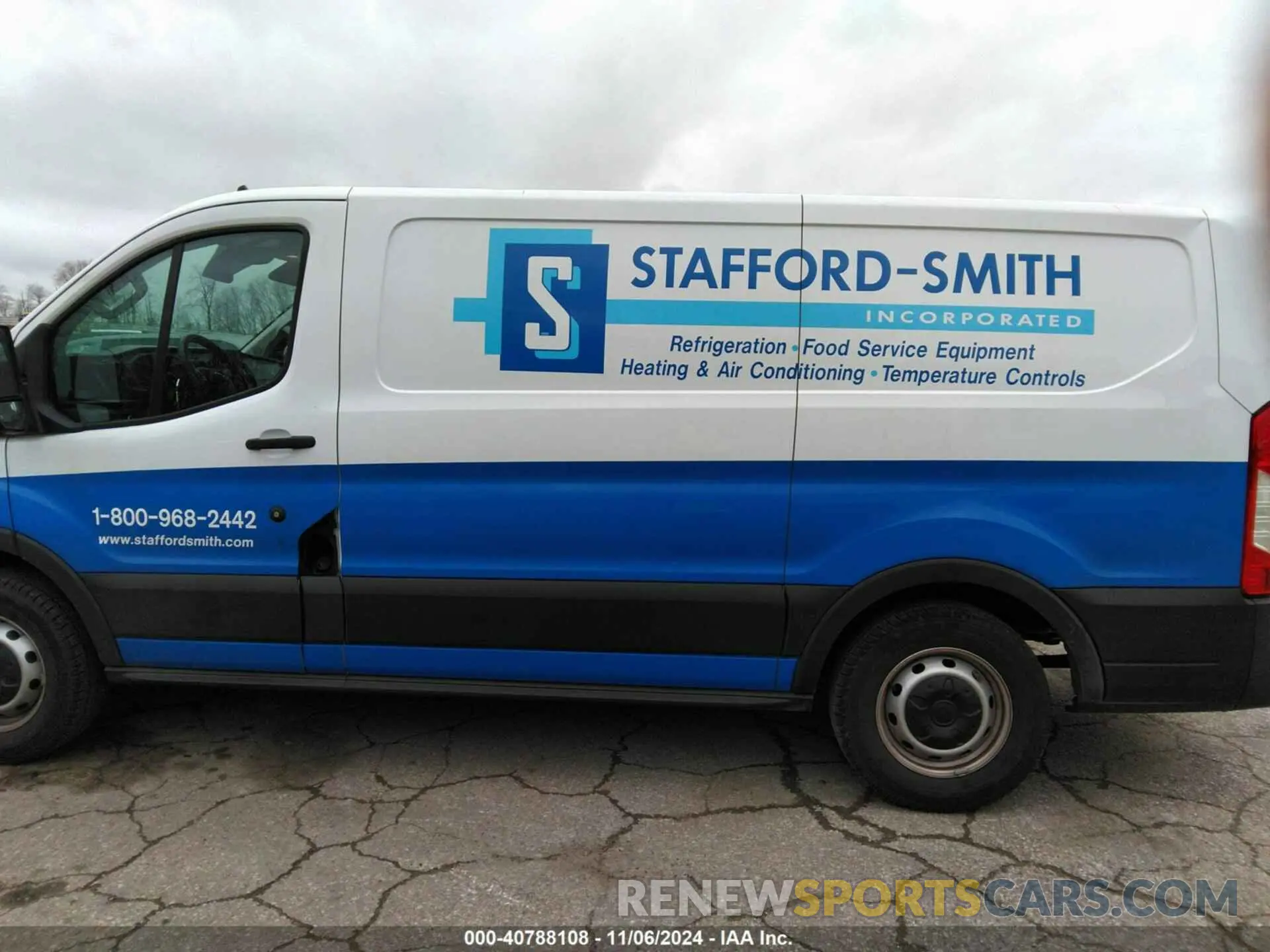 14 Photograph of a damaged car 1FTYE1Y89RKA72434 FORD TRANSIT-150 CARGO VAN 2024