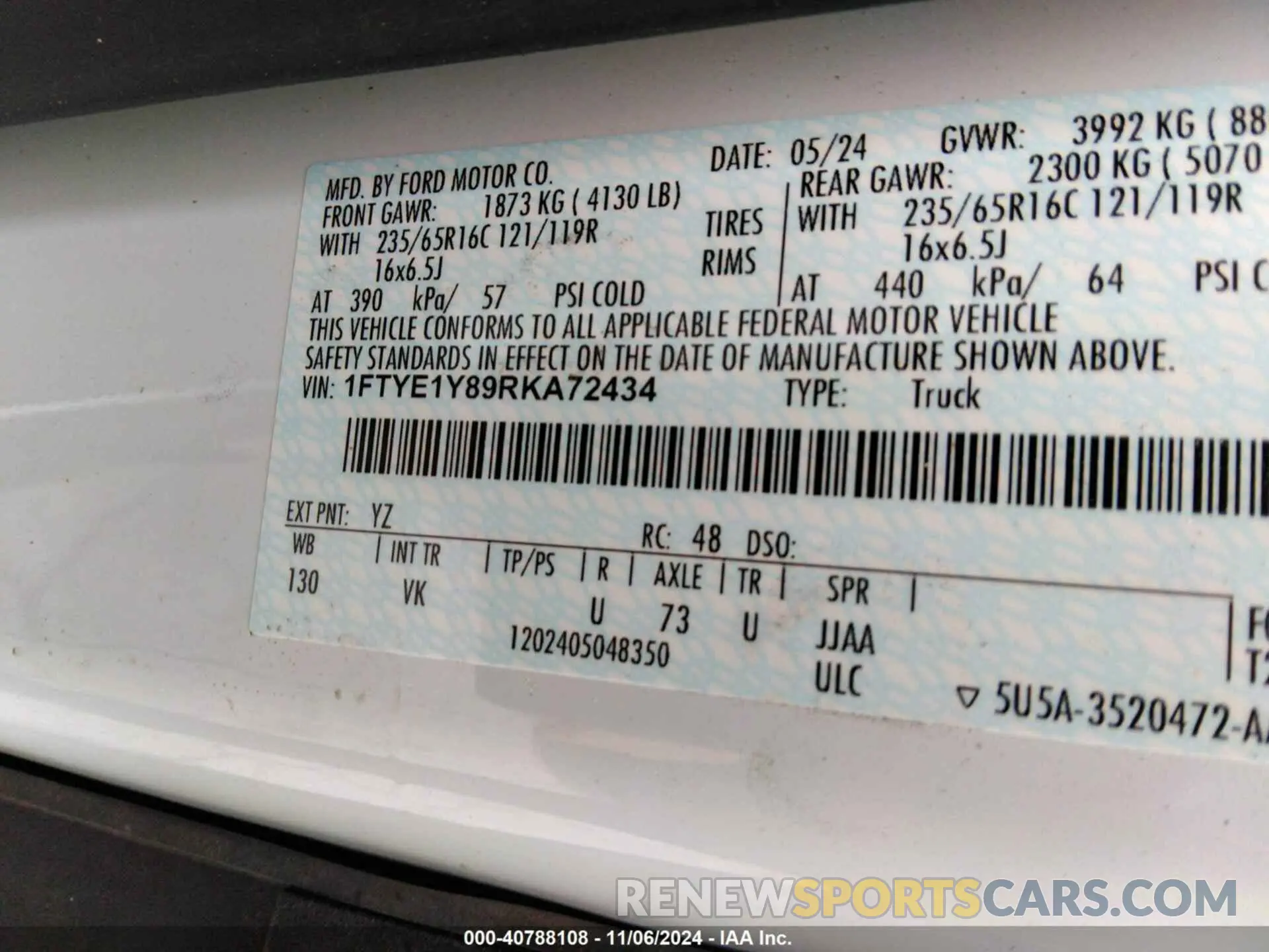 9 Photograph of a damaged car 1FTYE1Y89RKA72434 FORD TRANSIT-150 CARGO VAN 2024