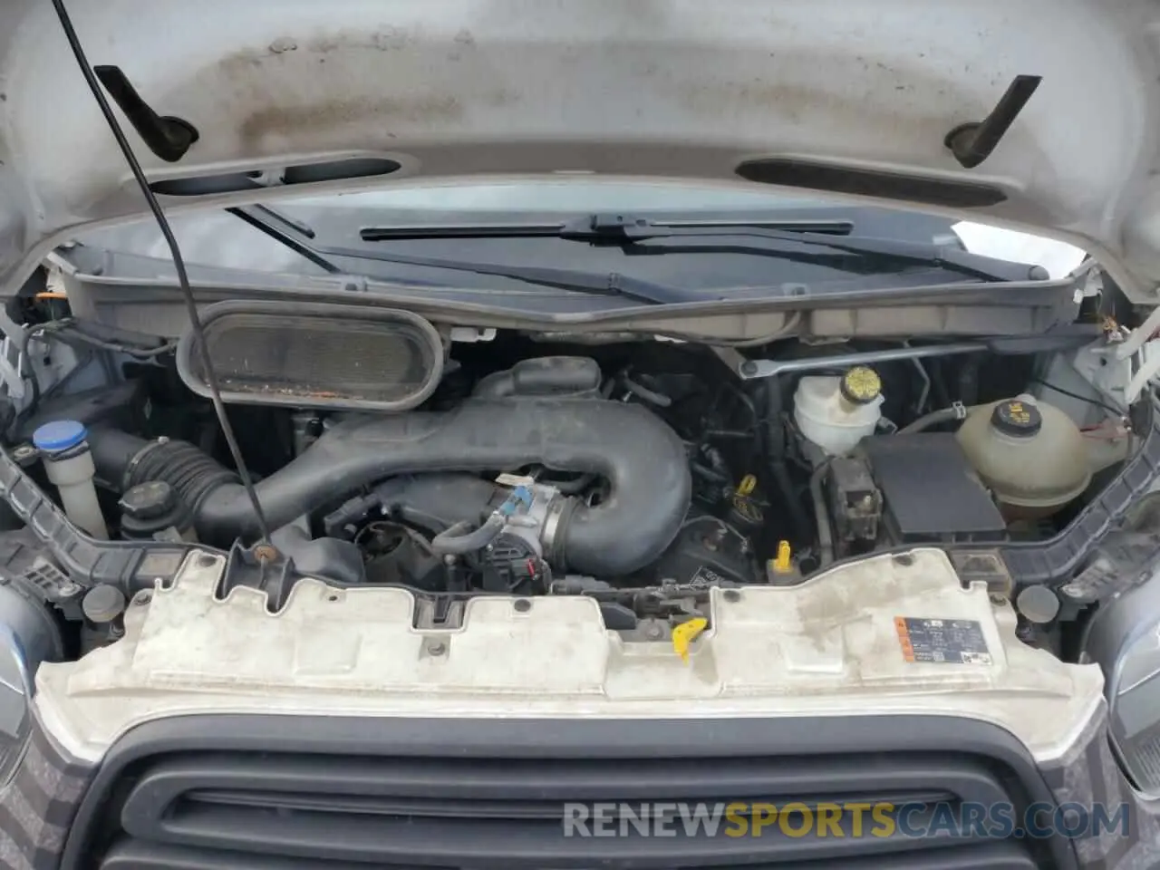 12 Photograph of a damaged car 1FBZX2CM8KKB60961 FORD TRANSIT 2019