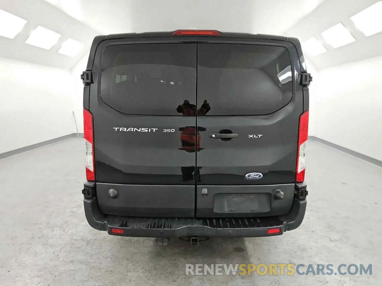 6 Photograph of a damaged car 1FBZX2YG1KKA76533 FORD TRANSIT 2019