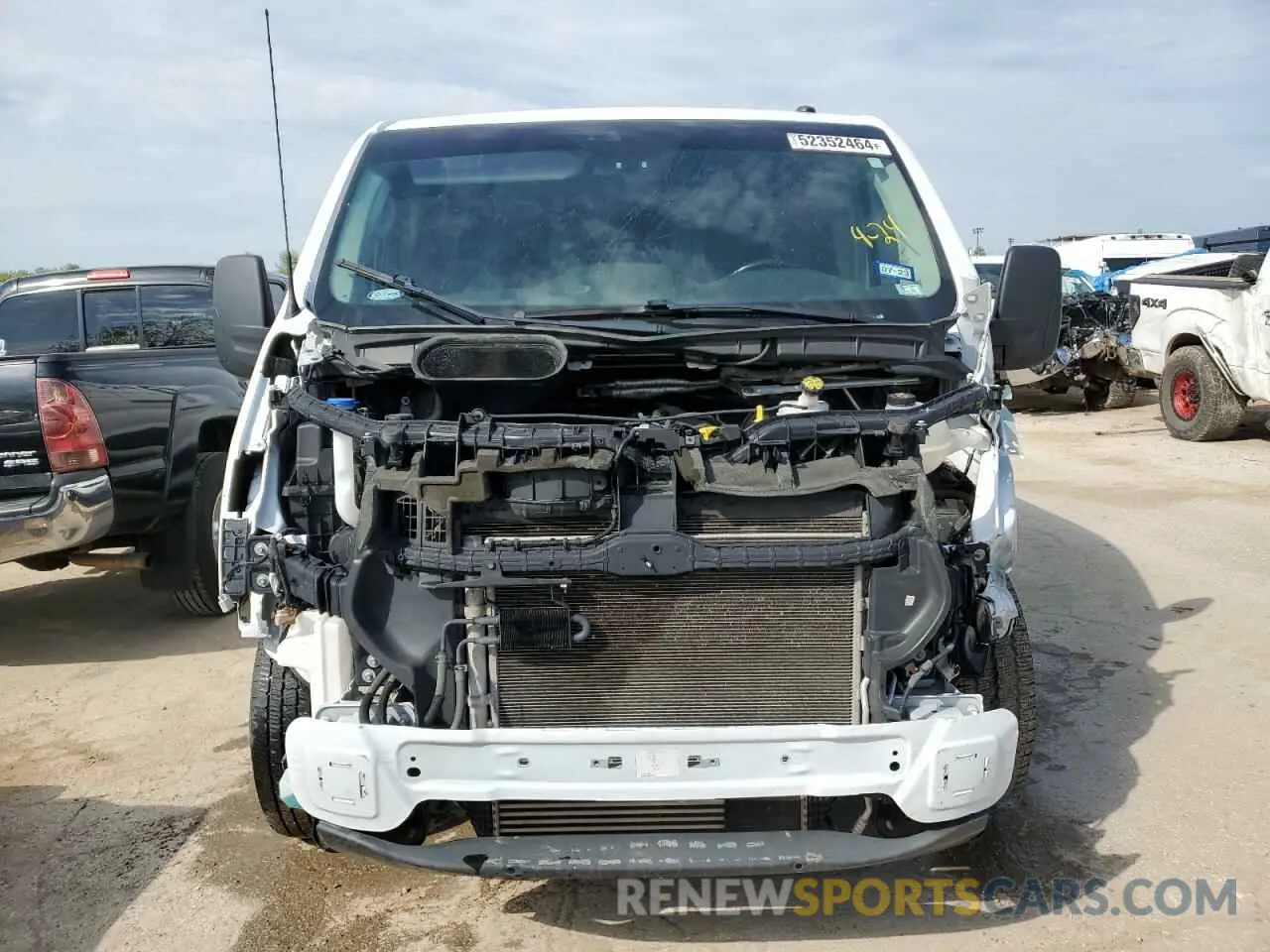 5 Photograph of a damaged car 1FBZX2YG1KKB55622 FORD TRANSIT 2019