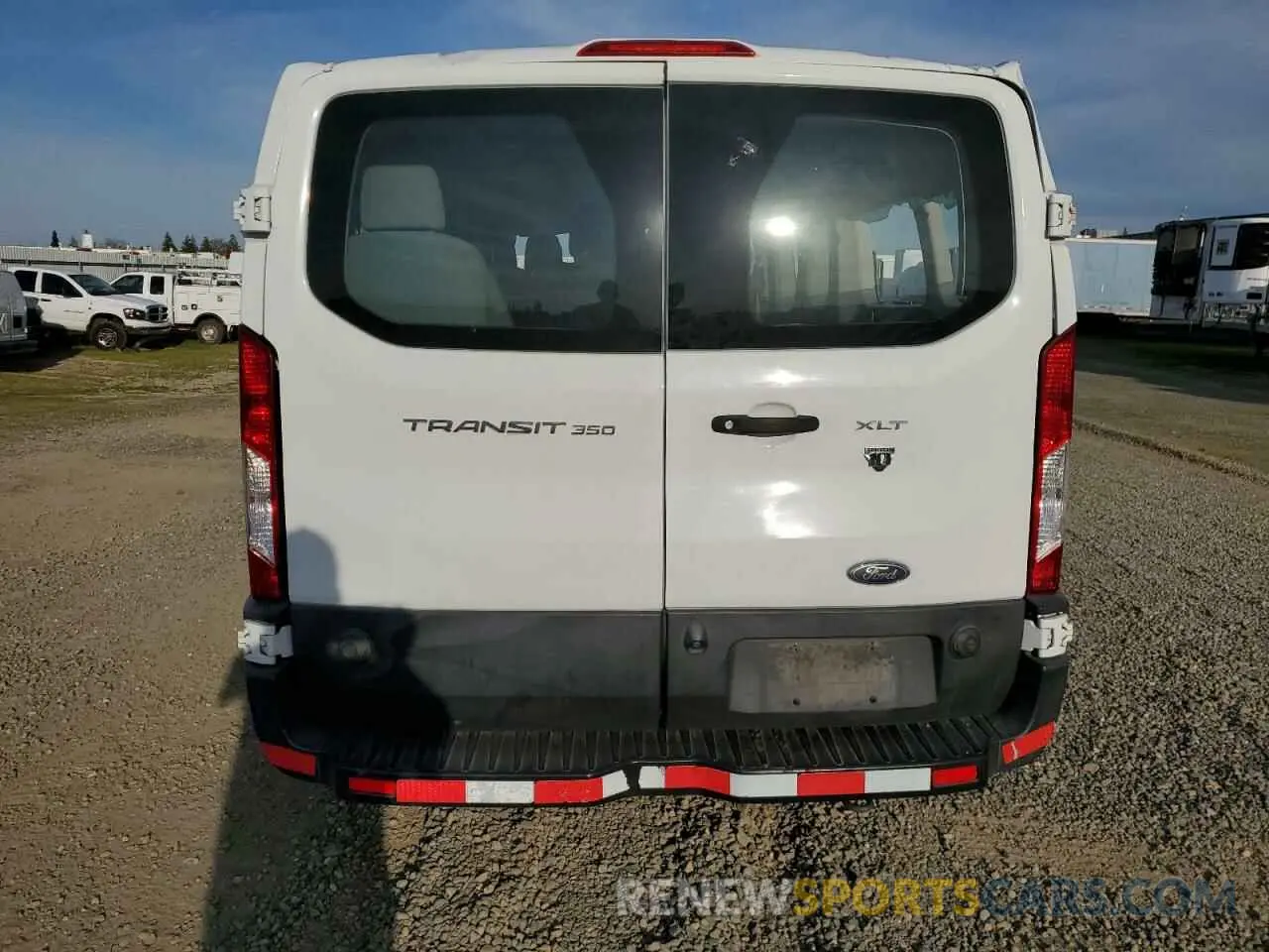 6 Photograph of a damaged car 1FBZX2ZM1KKA31922 FORD TRANSIT 2019