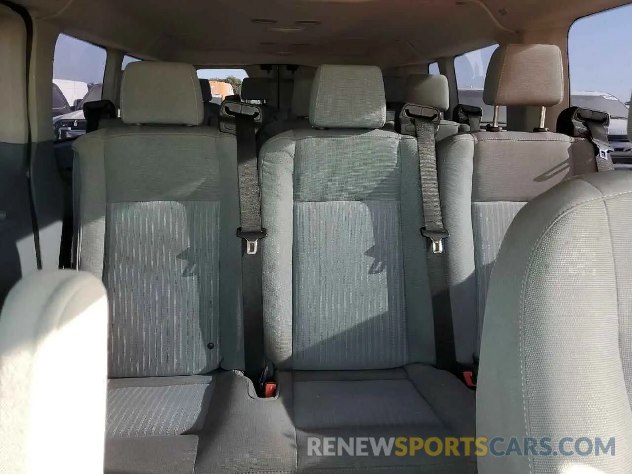 10 Photograph of a damaged car 1FBZX2ZM1KKB25105 FORD TRANSIT 2019