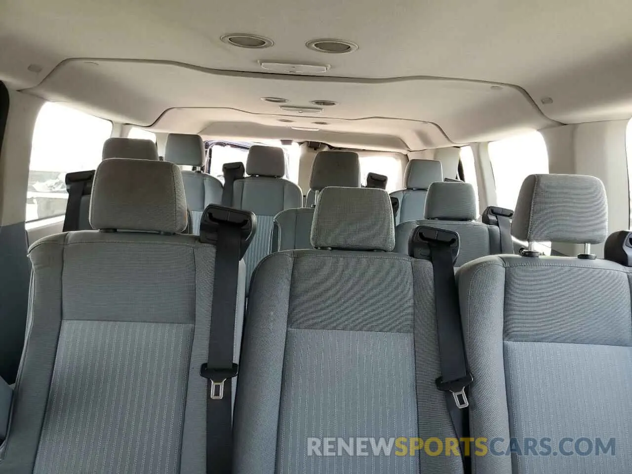 10 Photograph of a damaged car 1FBZX2ZM3KKB25025 FORD TRANSIT 2019