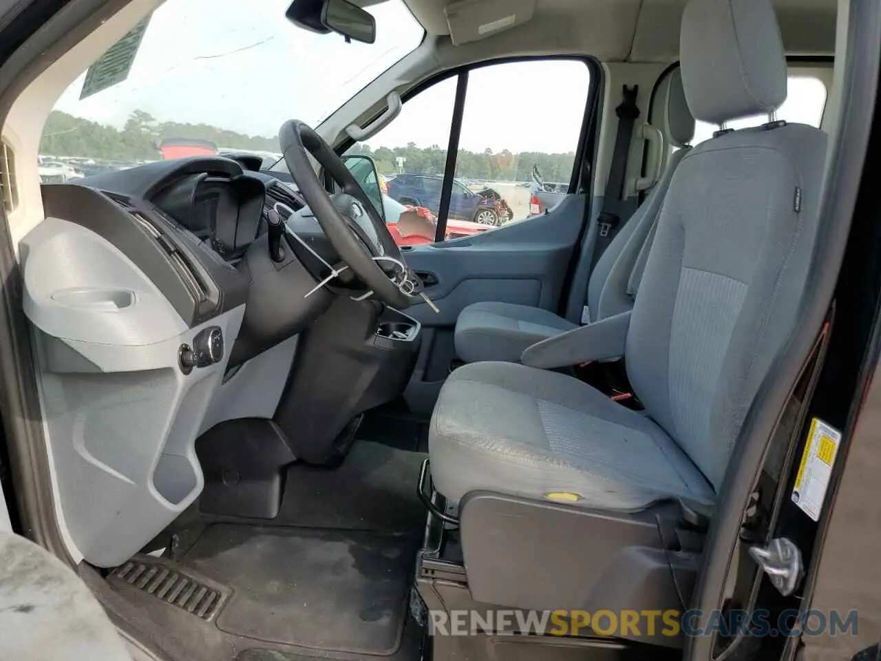7 Photograph of a damaged car 1FBZX2ZM3KKB25025 FORD TRANSIT 2019