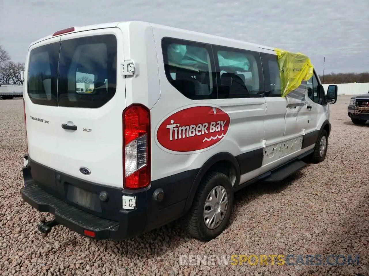 3 Photograph of a damaged car 1FBZX2ZM4KKB24336 FORD TRANSIT 2019