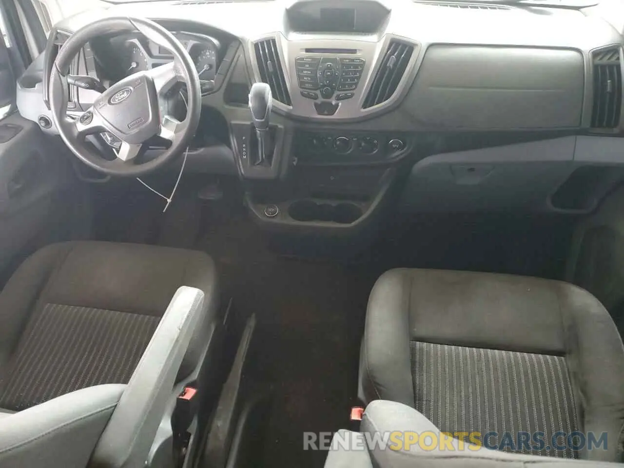 8 Photograph of a damaged car 1FBZX2ZM6KKA60154 FORD TRANSIT 2019