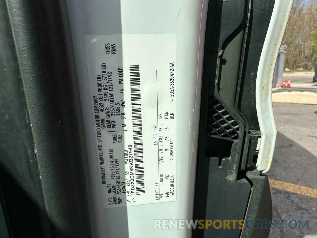 10 Photograph of a damaged car 1FDZX2CM6KKB27948 FORD TRANSIT 2019