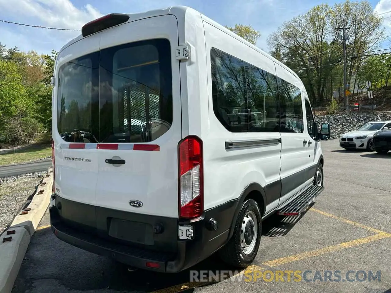 3 Photograph of a damaged car 1FDZX2CM6KKB27948 FORD TRANSIT 2019