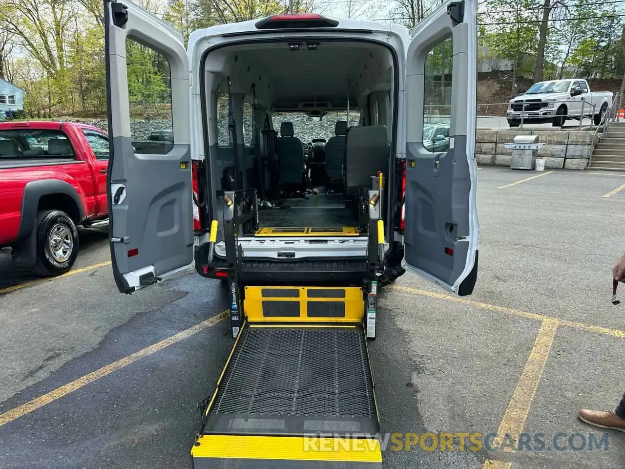 5 Photograph of a damaged car 1FDZX2CM6KKB27948 FORD TRANSIT 2019
