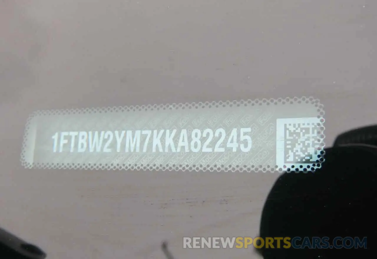 10 Photograph of a damaged car 1FTBW2YM7KKA82245 FORD TRANSIT 2019