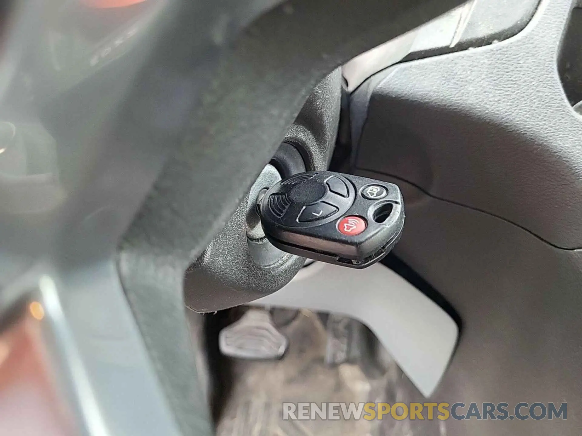 3 Photograph of a damaged car 1FTBW3UM8KKA82783 FORD TRANSIT 2019