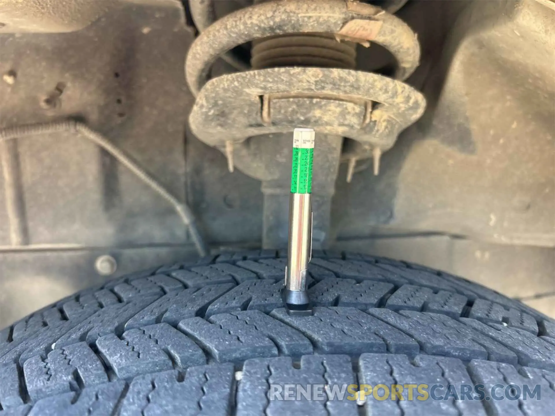 19 Photograph of a damaged car 1FTBW3UMXKKA82784 FORD TRANSIT 2019