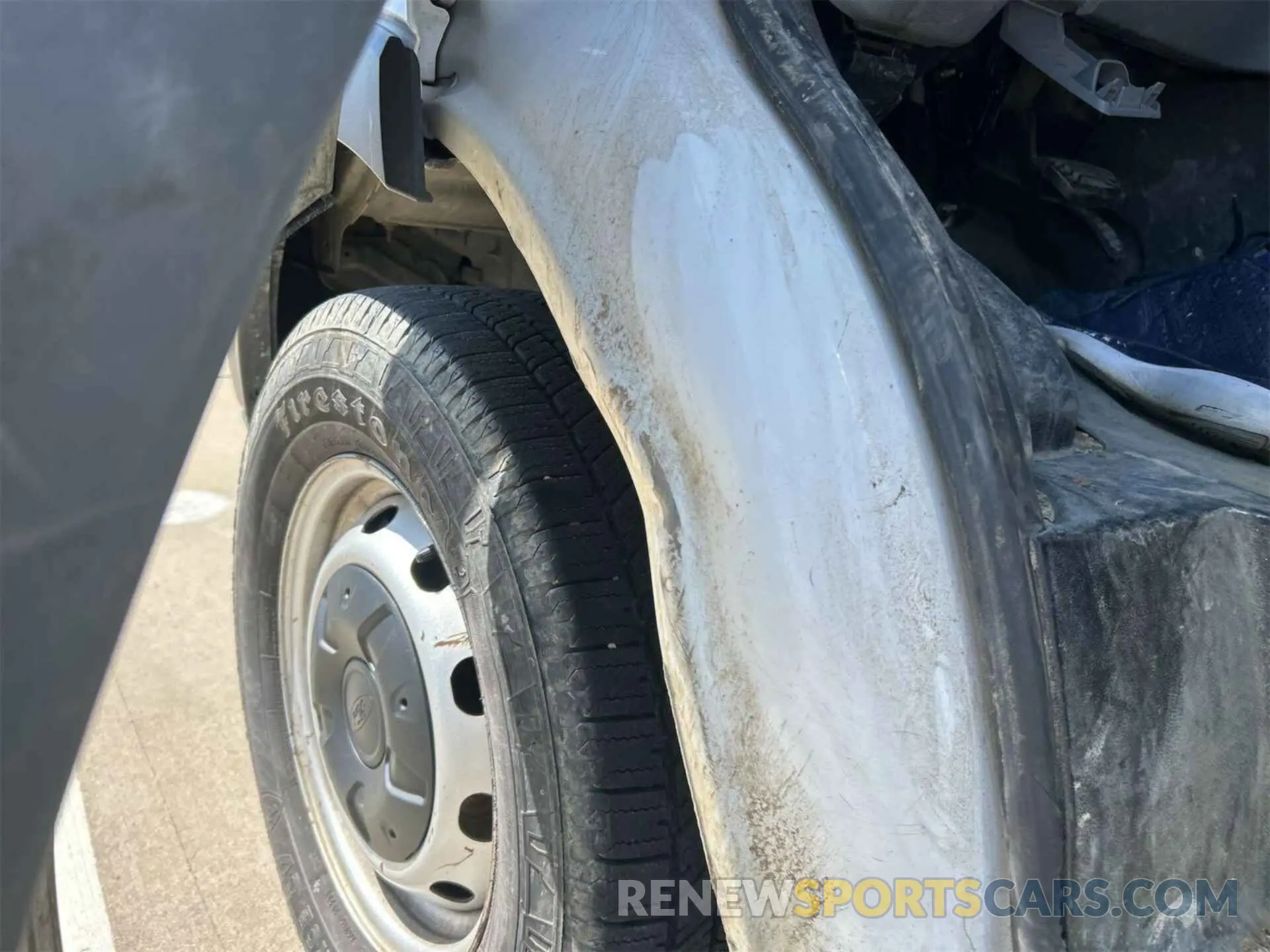 8 Photograph of a damaged car 1FTBW3UMXKKA82784 FORD TRANSIT 2019