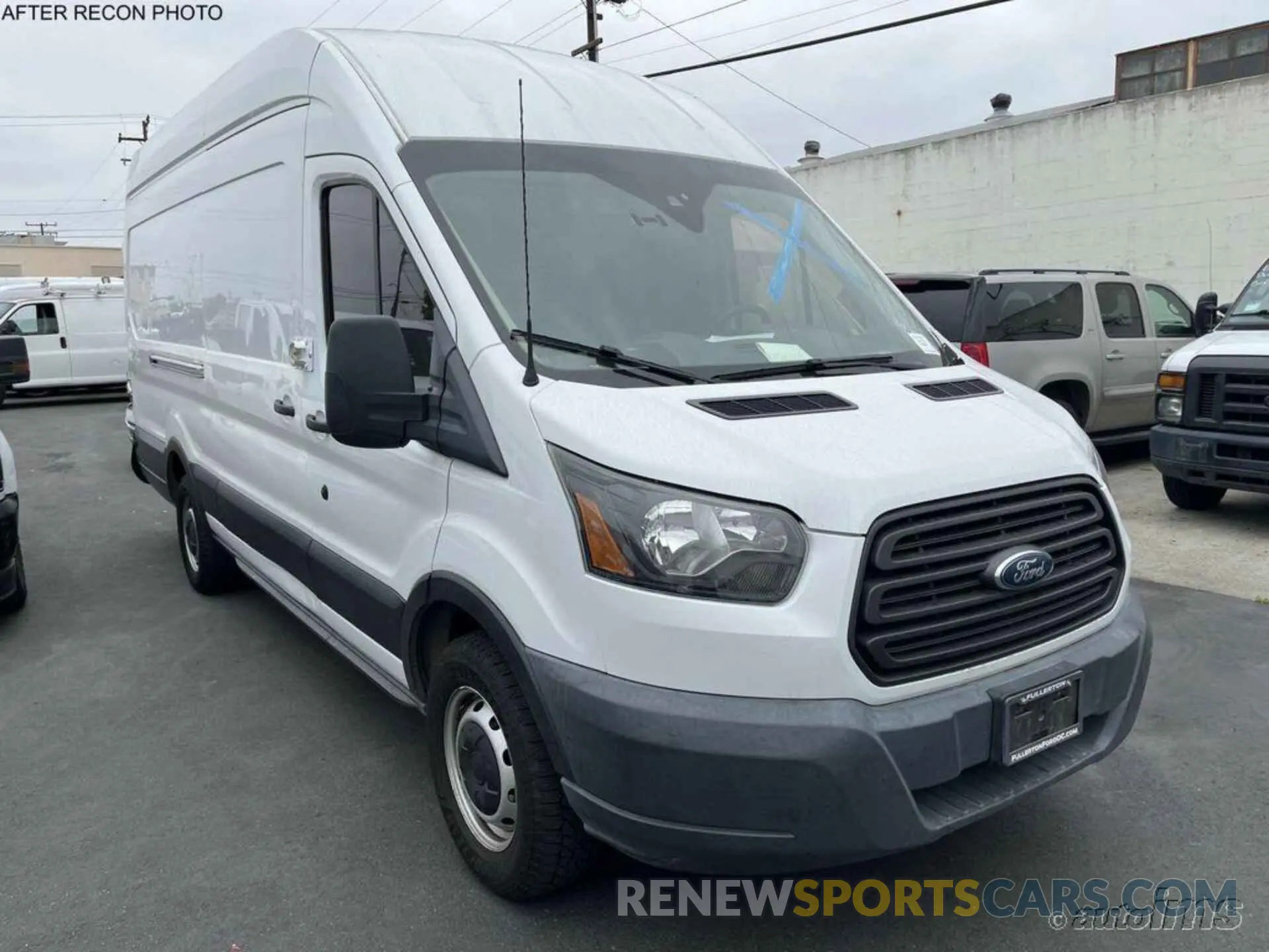15 Photograph of a damaged car 1FTBW3XM3KKA14967 FORD TRANSIT 2019