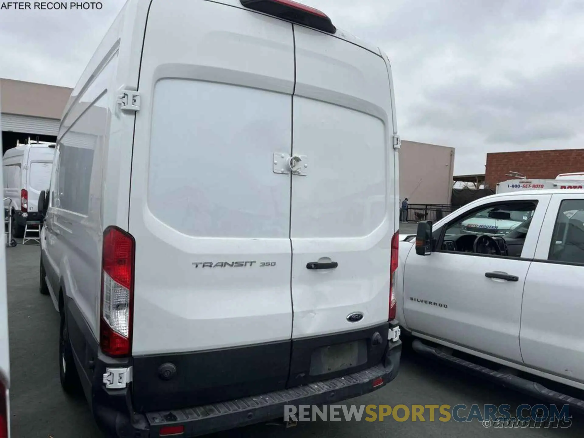 9 Photograph of a damaged car 1FTBW3XM3KKA14967 FORD TRANSIT 2019