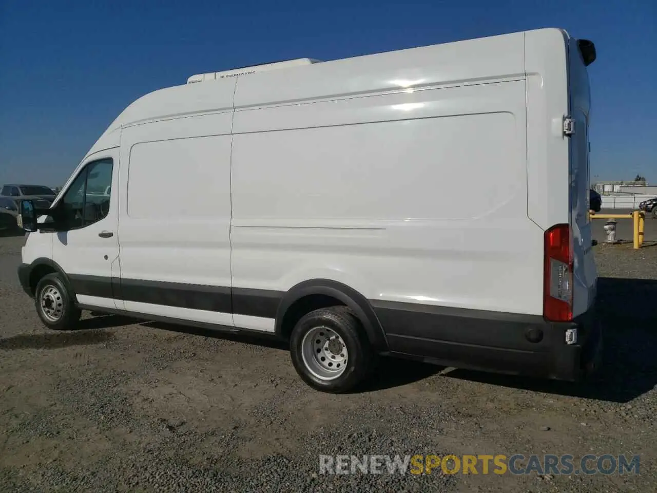 2 Photograph of a damaged car 1FTRS4XM4KKB39654 FORD TRANSIT 2019