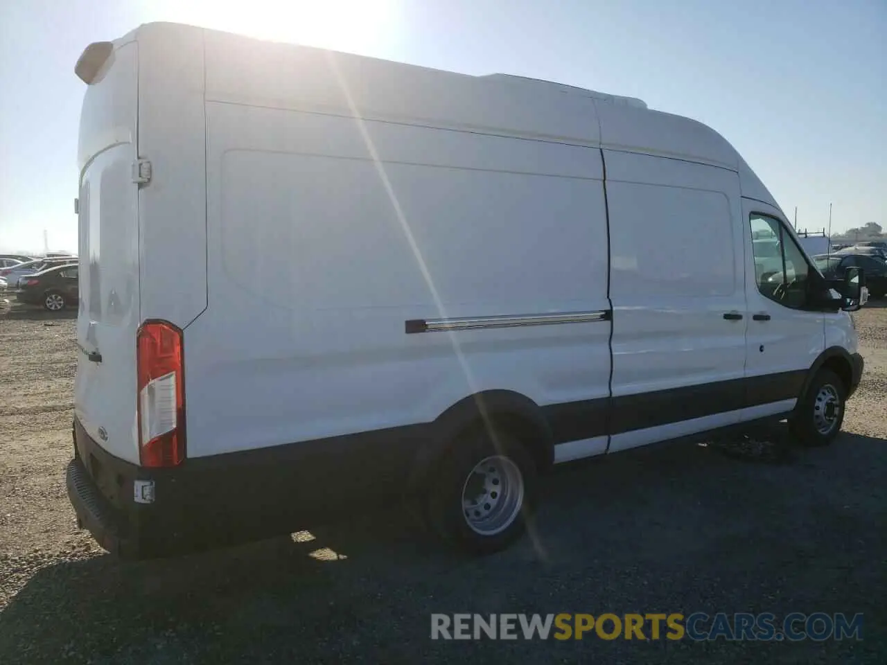 3 Photograph of a damaged car 1FTRS4XM4KKB39654 FORD TRANSIT 2019