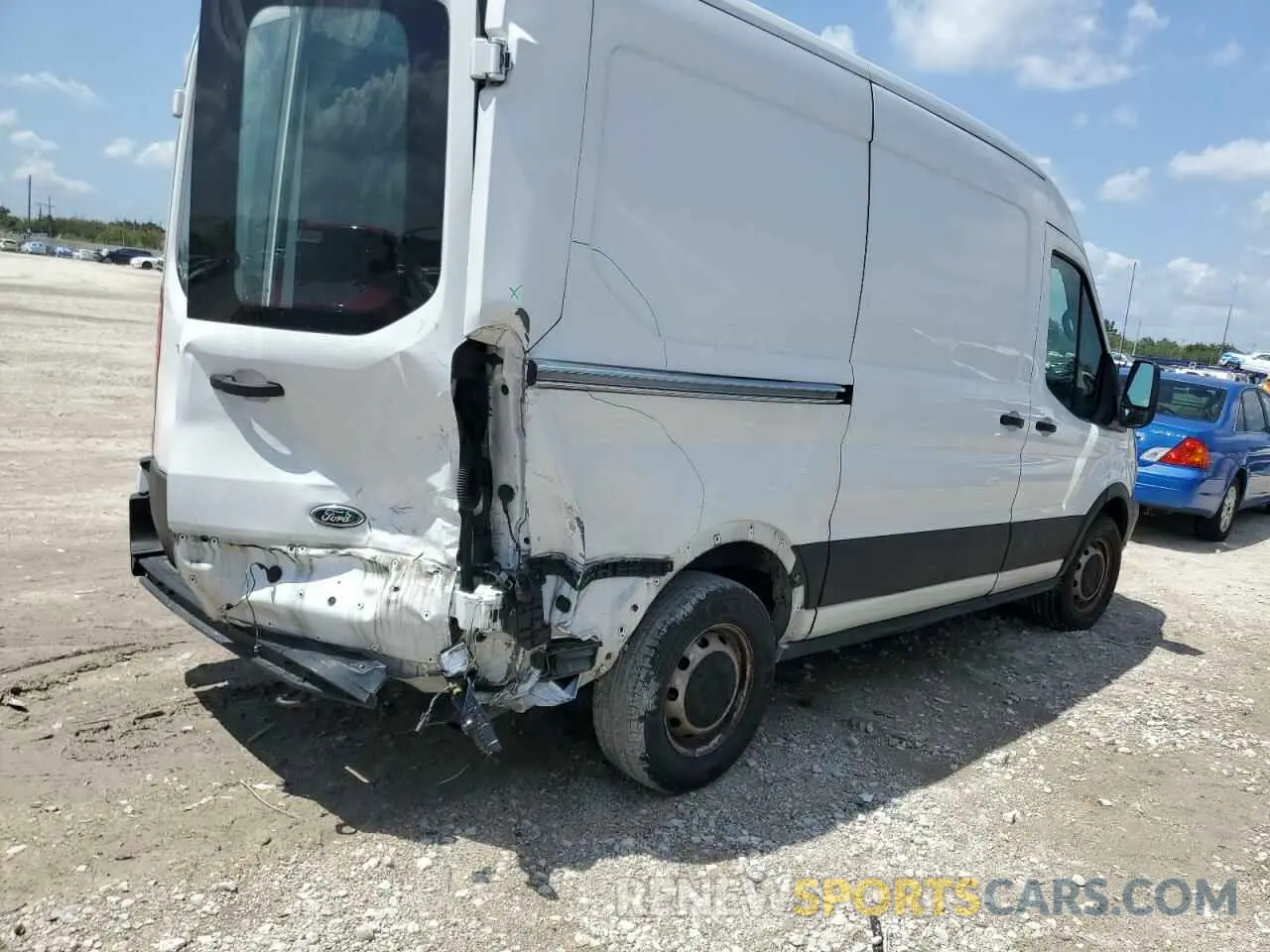 3 Photograph of a damaged car 1FTYE1CM3KKB83796 FORD TRANSIT 2019