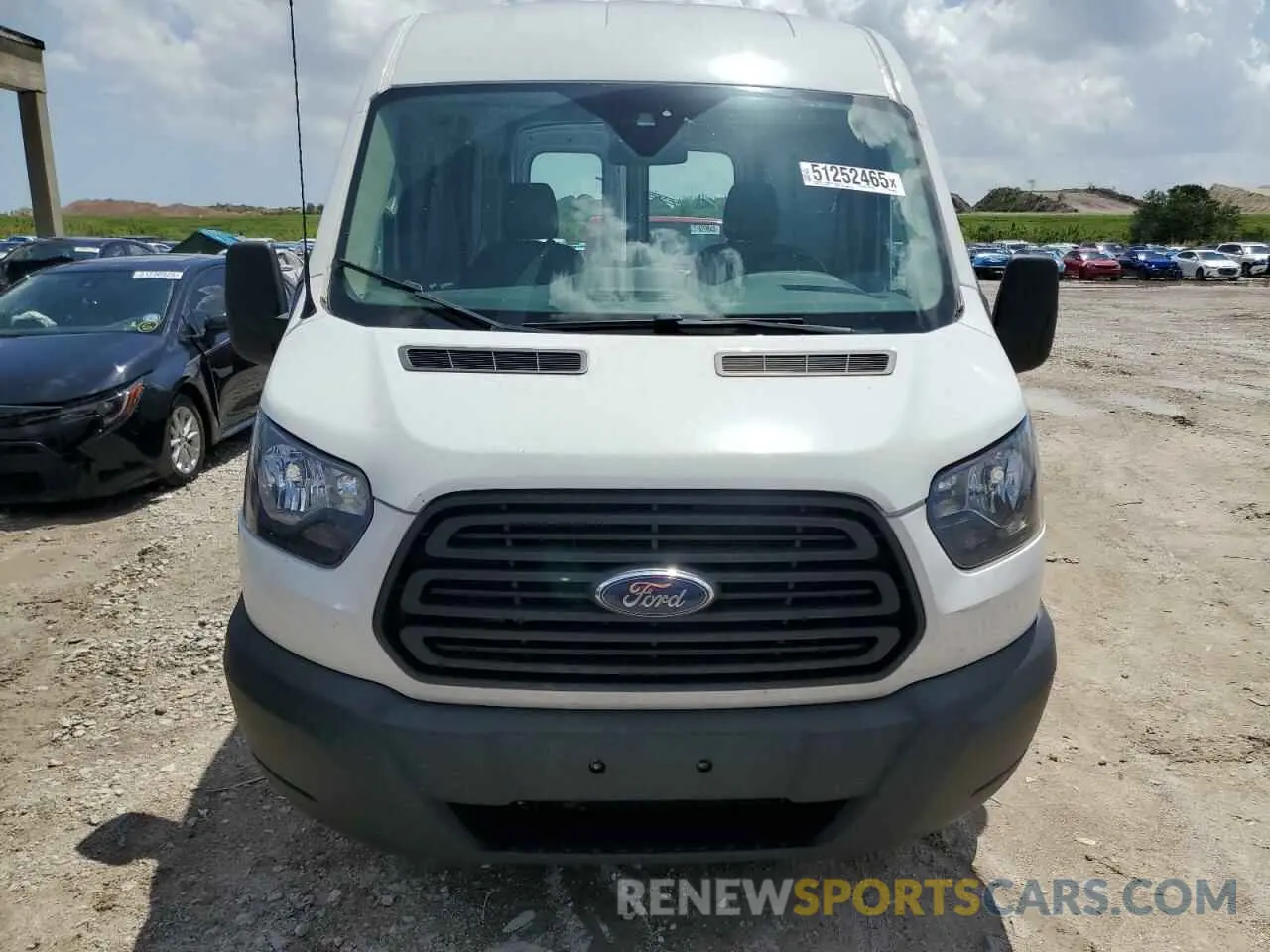 5 Photograph of a damaged car 1FTYE1CM3KKB83796 FORD TRANSIT 2019