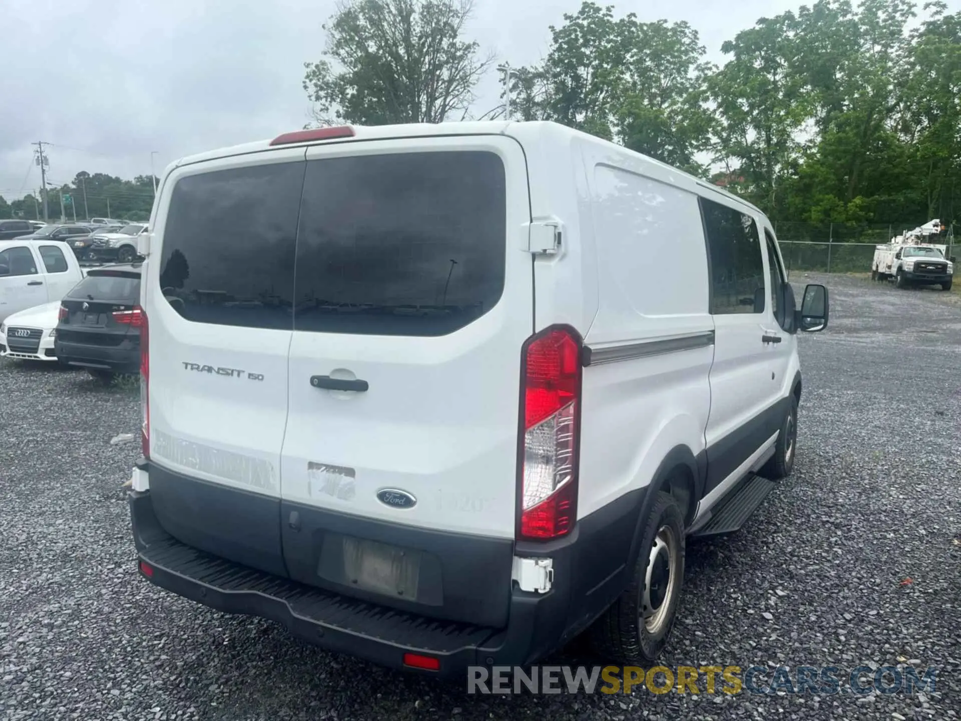 17 Photograph of a damaged car 1FTYE1YM0KKB28294 FORD TRANSIT 2019