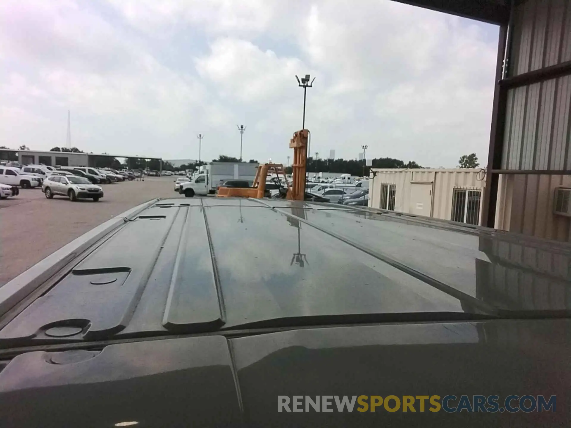 21 Photograph of a damaged car 1FTYE1YM1KKB28322 FORD TRANSIT 2019