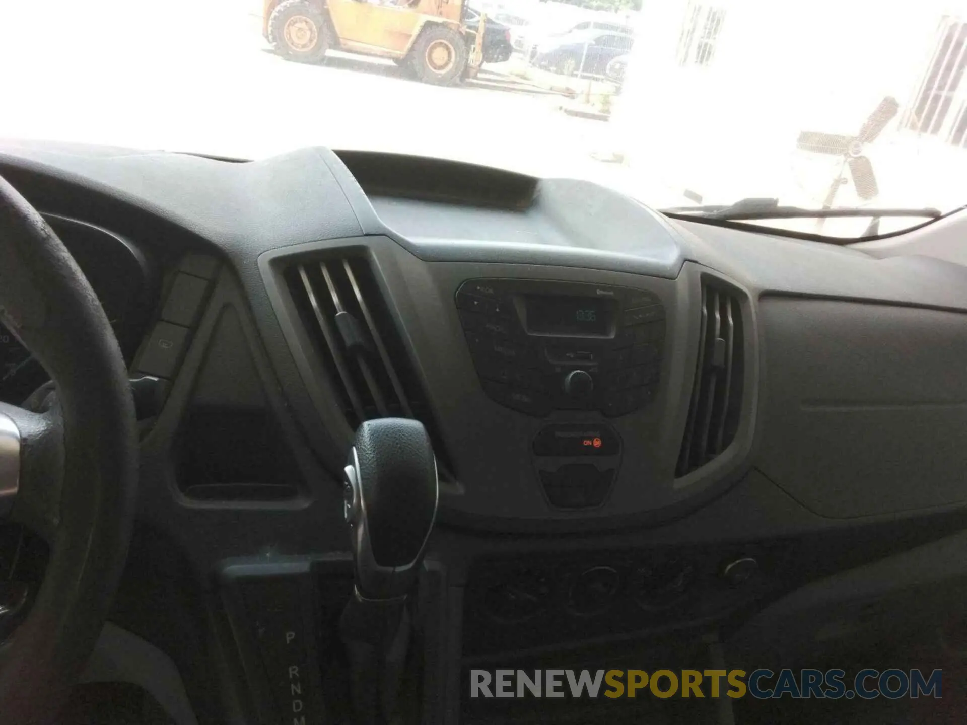 22 Photograph of a damaged car 1FTYE1YM1KKB28322 FORD TRANSIT 2019