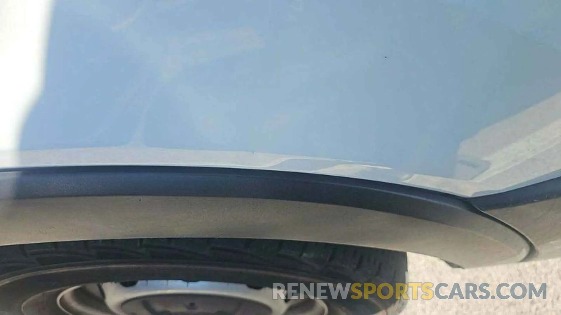 17 Photograph of a damaged car 1FTYE1YM2KKB31911 FORD TRANSIT 2019