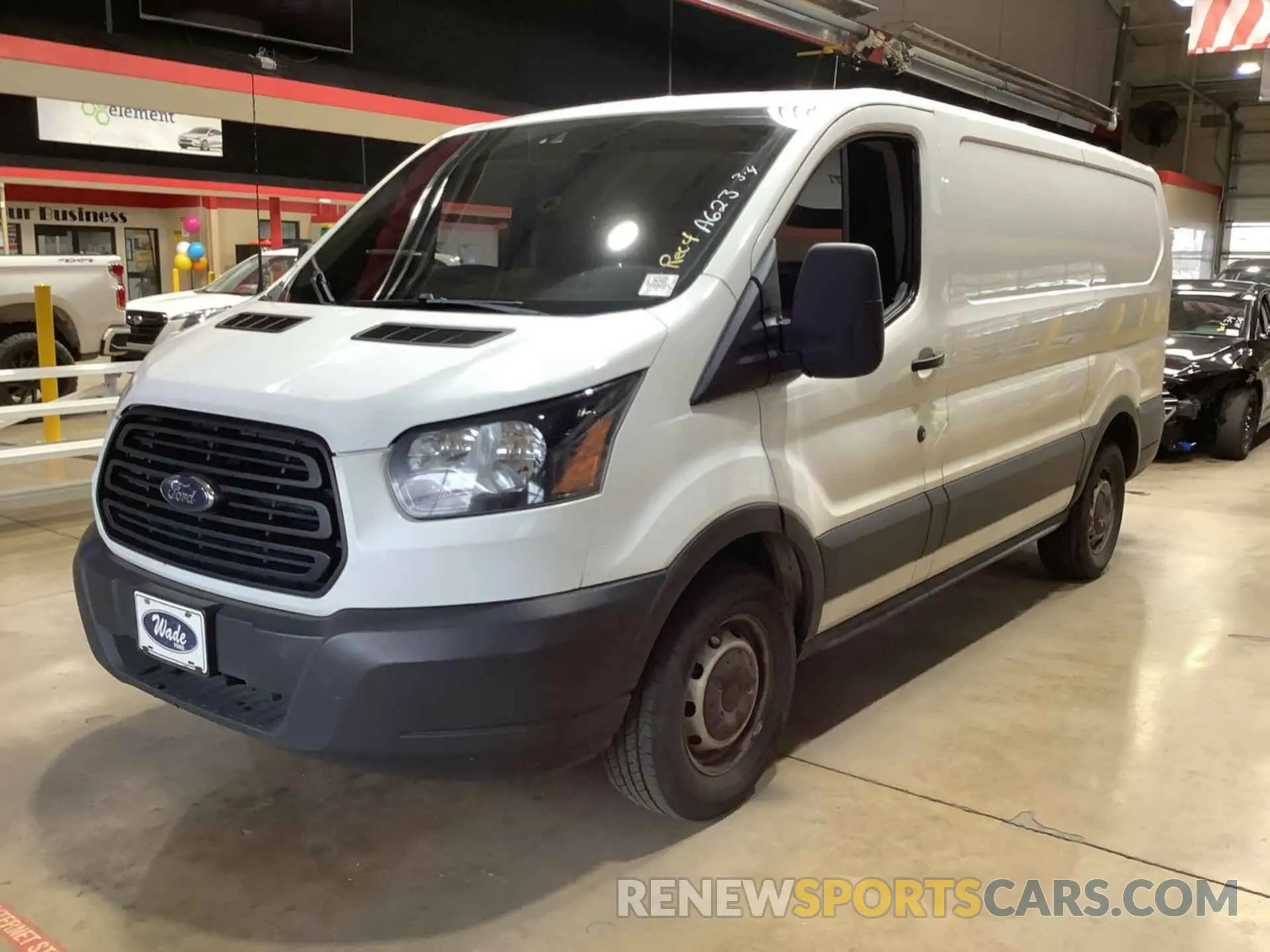 1 Photograph of a damaged car 1FTYE1YM3KKB28290 FORD TRANSIT 2019