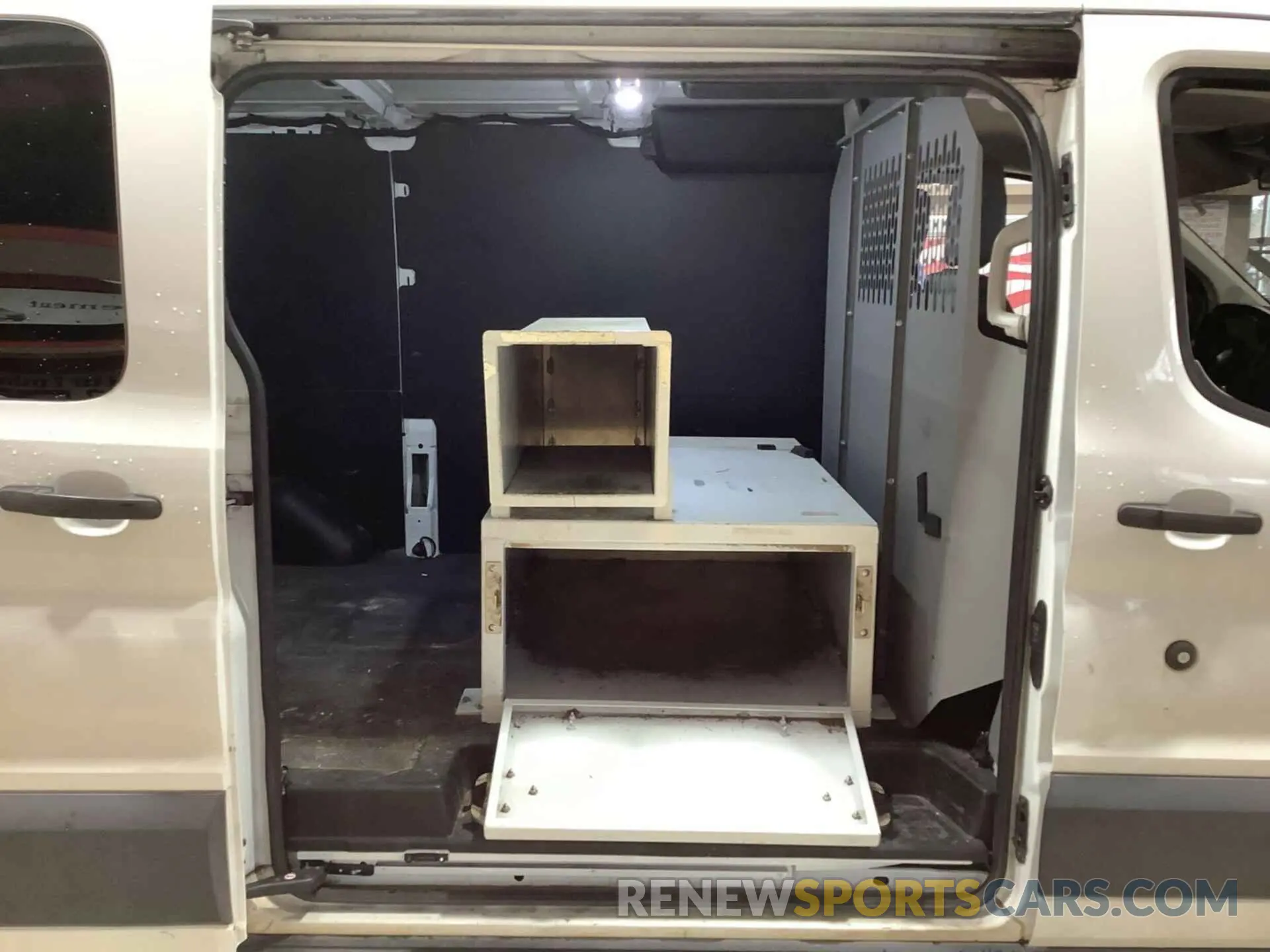 12 Photograph of a damaged car 1FTYE1YM3KKB28290 FORD TRANSIT 2019