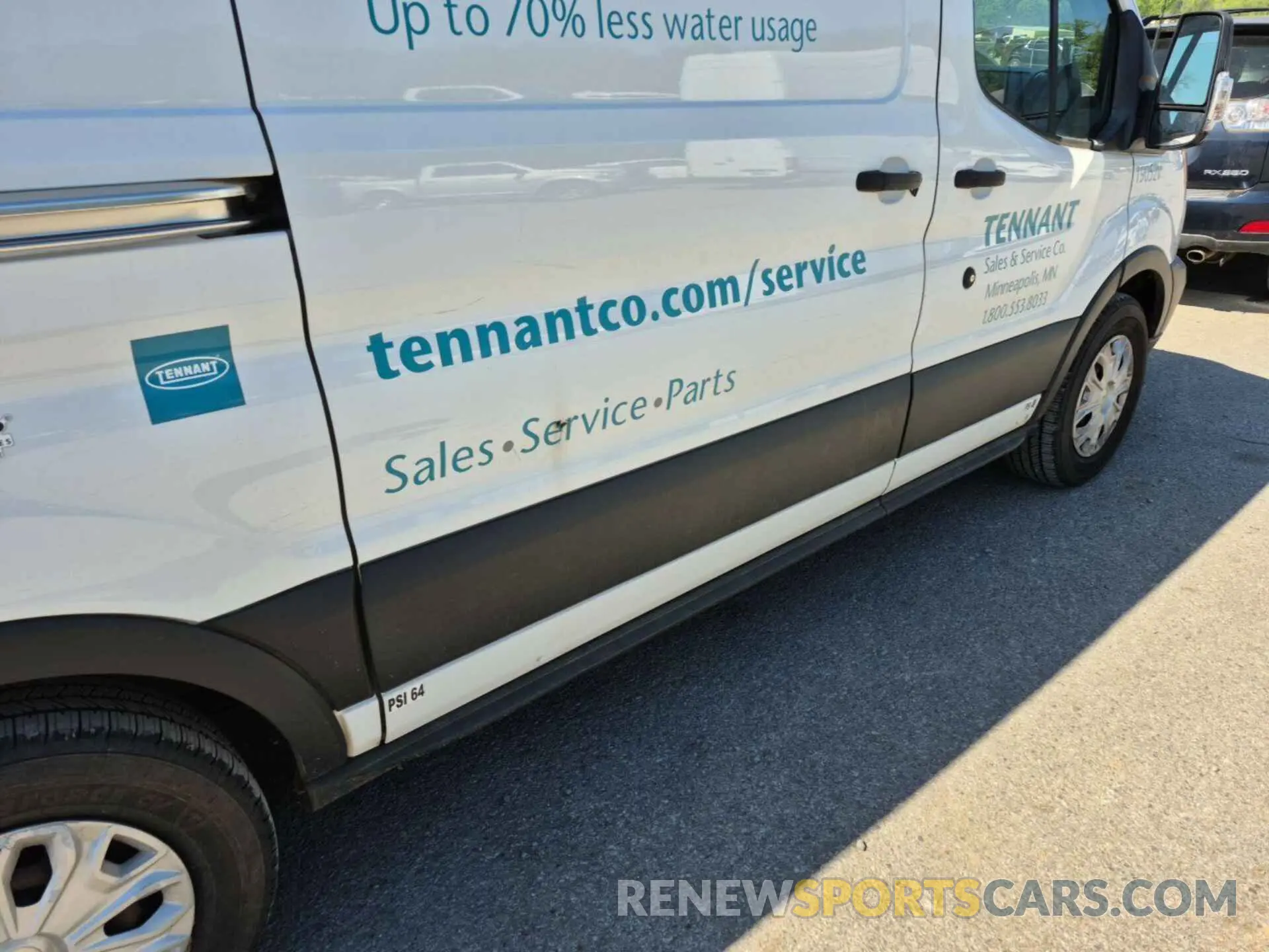 16 Photograph of a damaged car 1FTYE1YM4KKA38033 FORD TRANSIT 2019