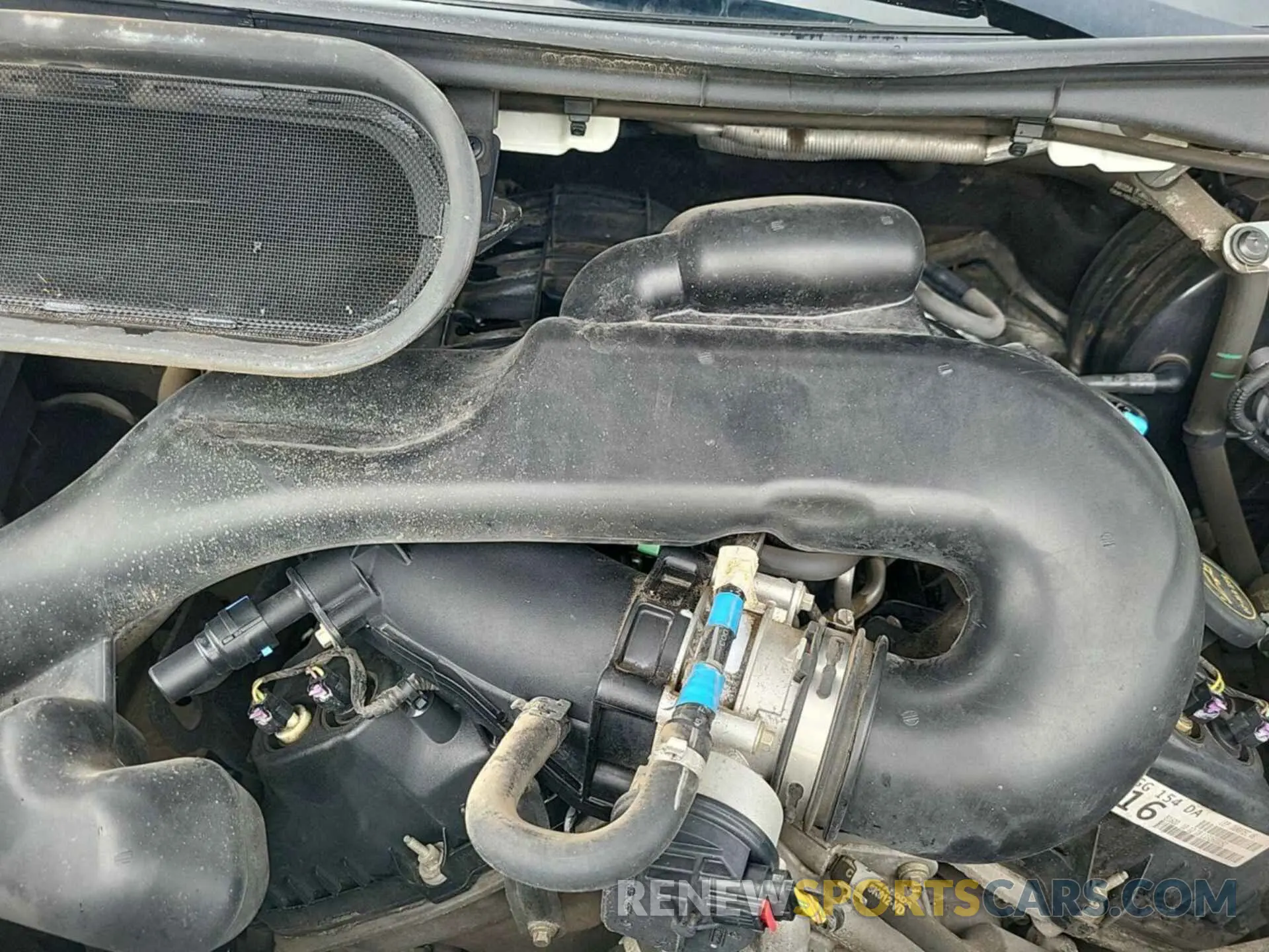 19 Photograph of a damaged car 1FTYE1YM4KKA38033 FORD TRANSIT 2019