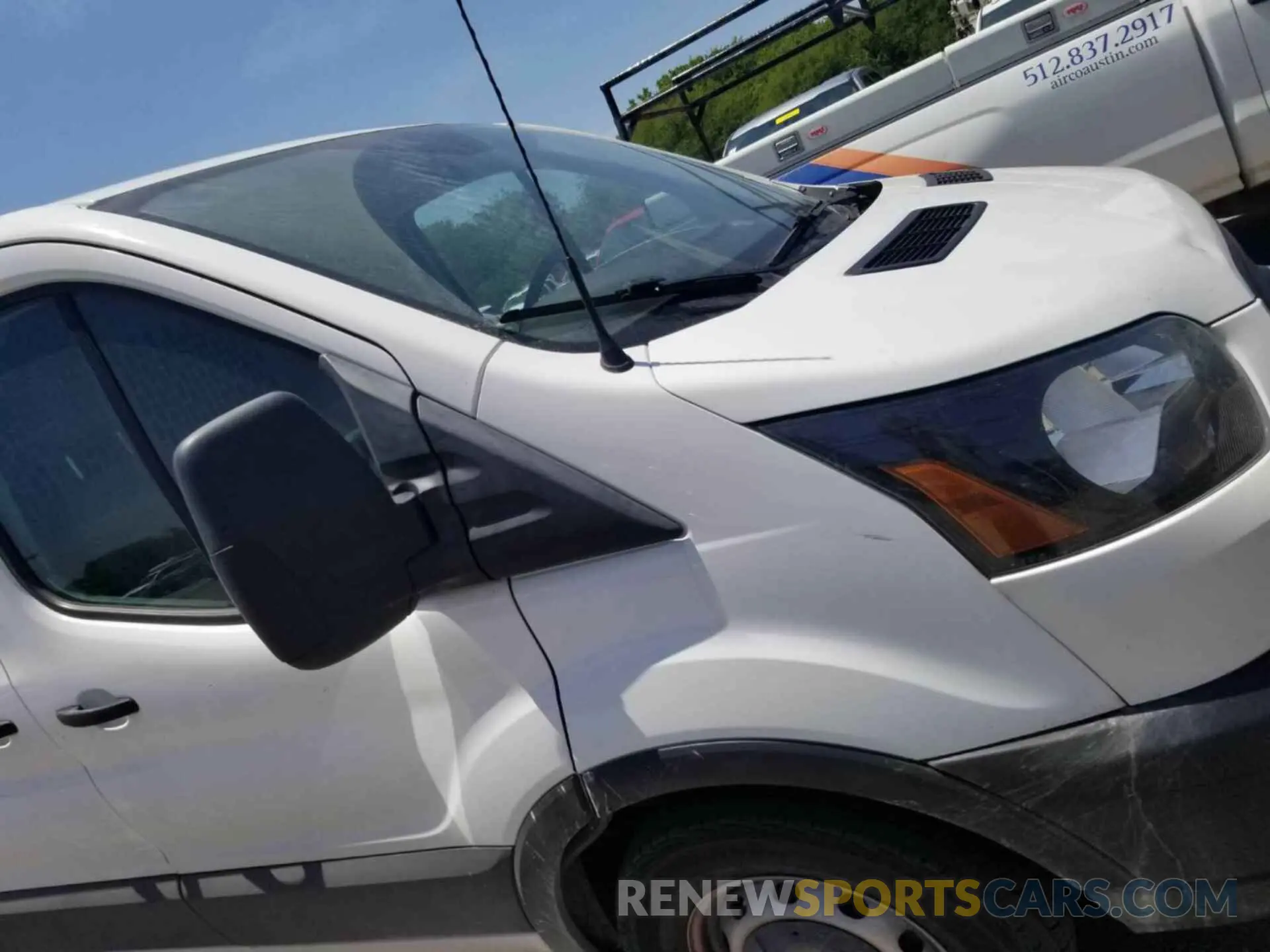 13 Photograph of a damaged car 1FTYE1YM4KKB31957 FORD TRANSIT 2019