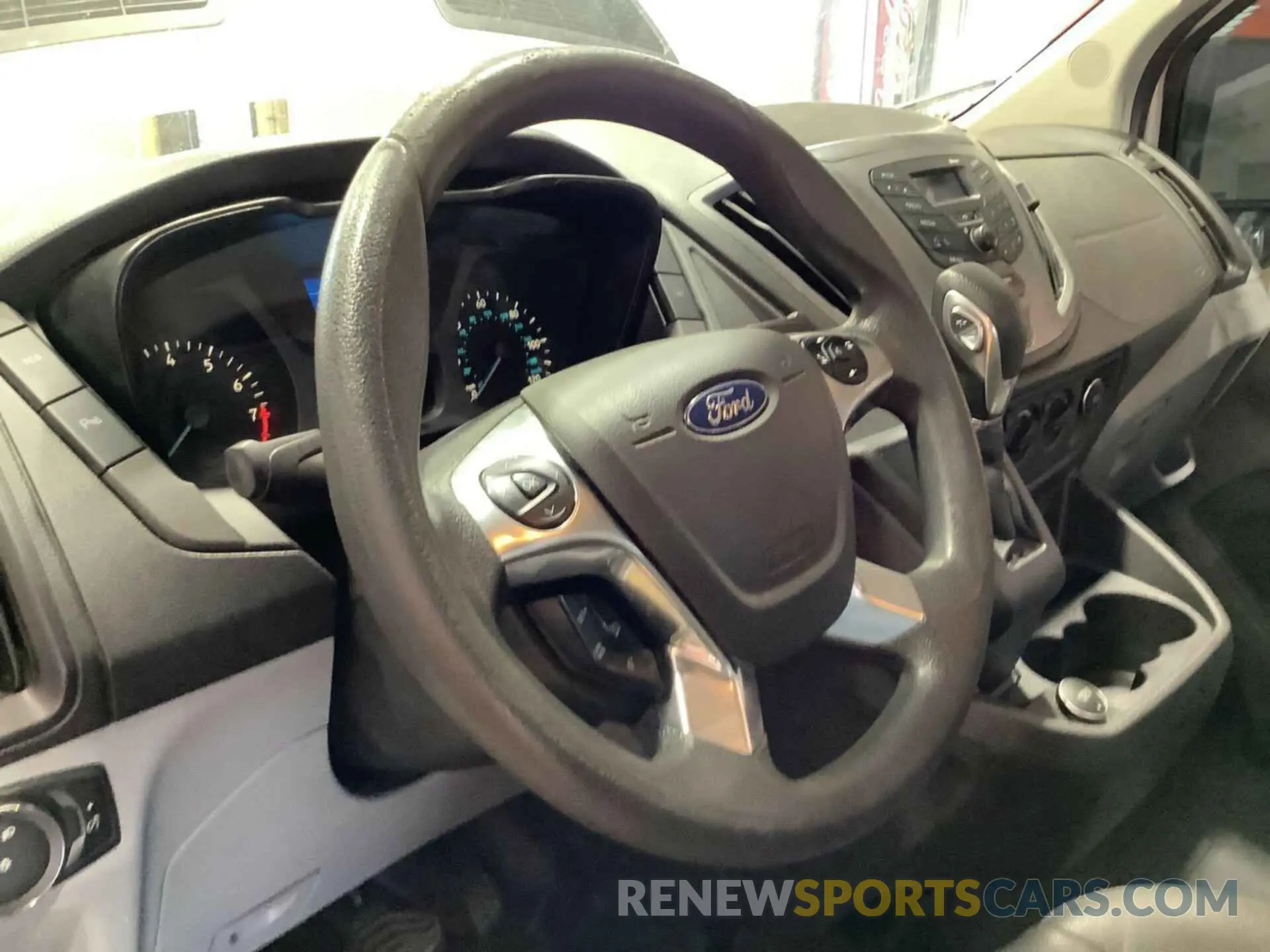 22 Photograph of a damaged car 1FTYE1YM5KKB28291 FORD TRANSIT 2019