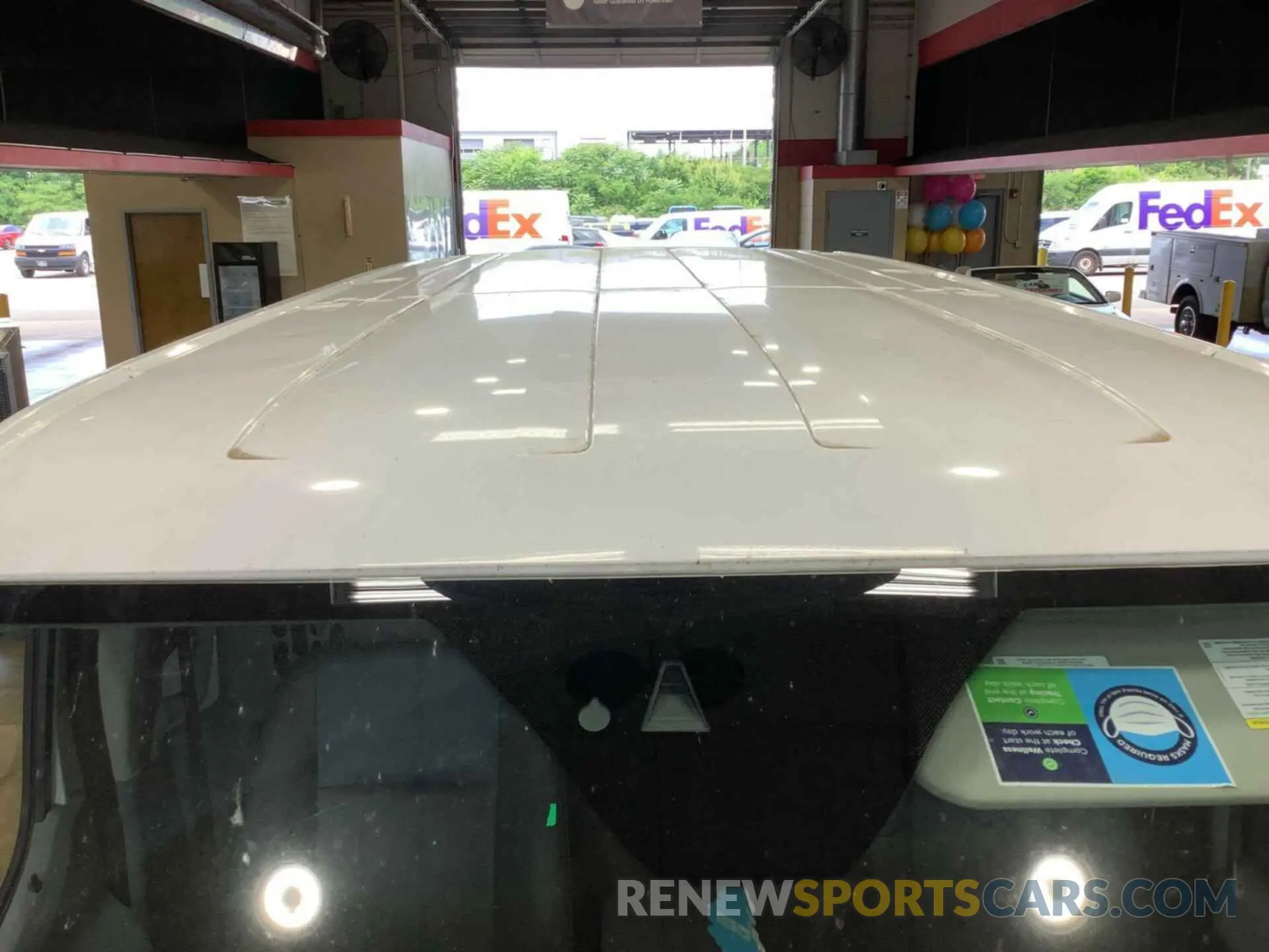 5 Photograph of a damaged car 1FTYE1YM5KKB28291 FORD TRANSIT 2019