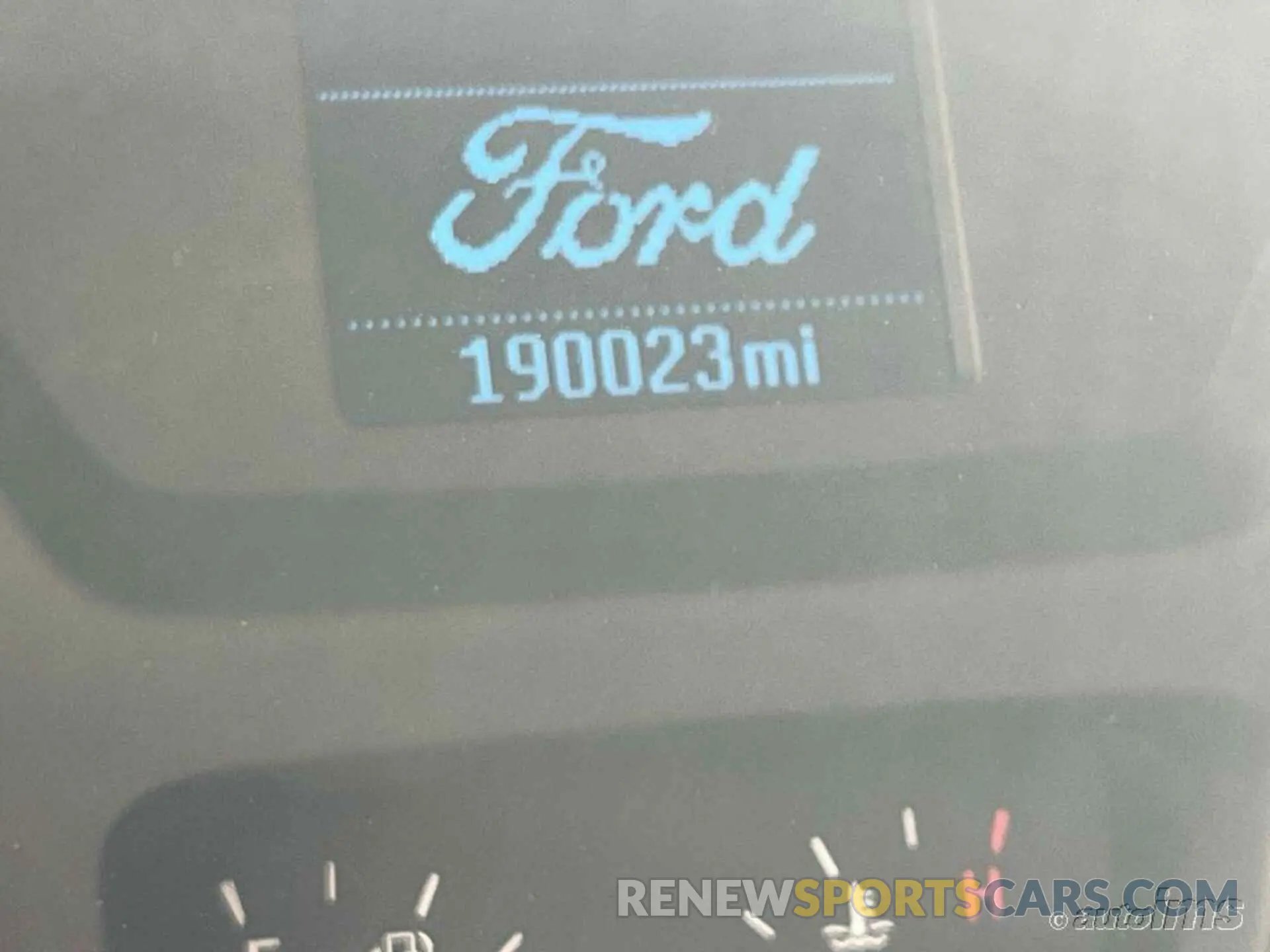 1 Photograph of a damaged car 1FTYE1YM5KKB40179 FORD TRANSIT 2019