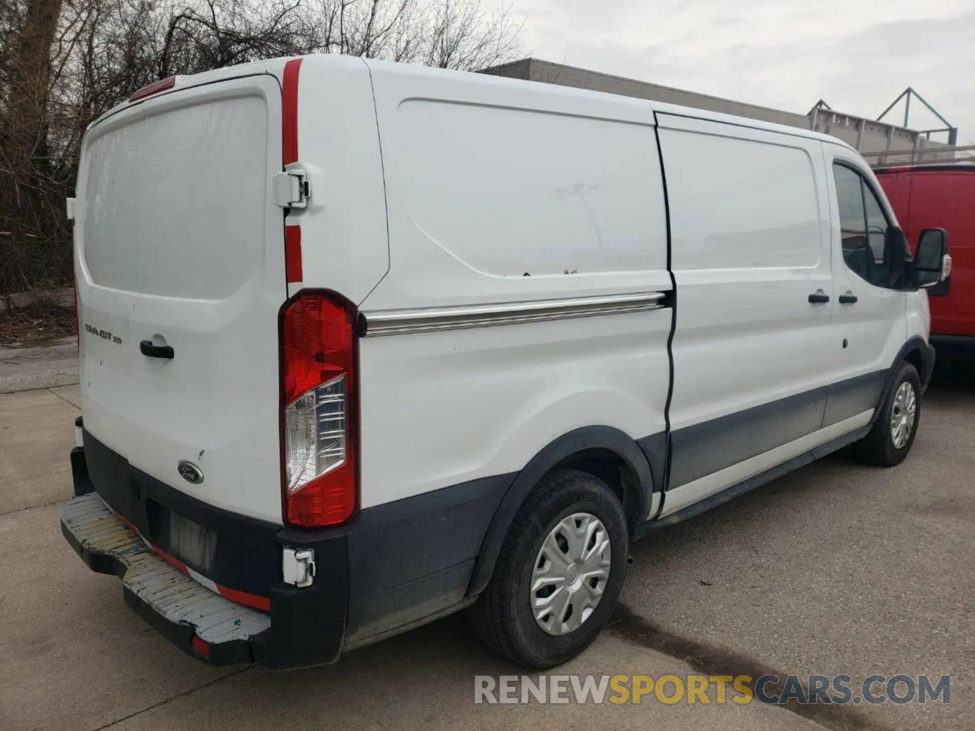 15 Photograph of a damaged car 1FTYE1YM7KKA96914 FORD TRANSIT 2019