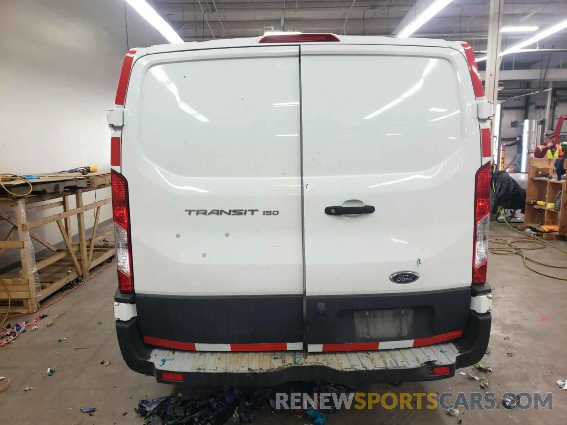 6 Photograph of a damaged car 1FTYE1YM7KKA96914 FORD TRANSIT 2019