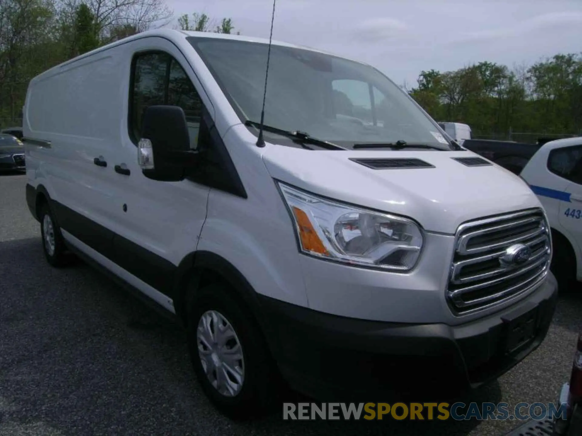 11 Photograph of a damaged car 1FTYE1YM9KKA80326 FORD TRANSIT 2019