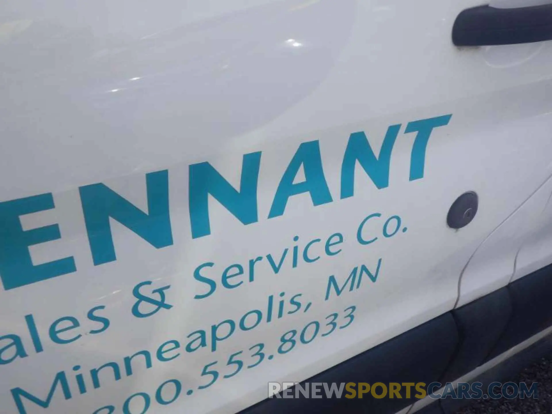 19 Photograph of a damaged car 1FTYE1YM9KKA80326 FORD TRANSIT 2019
