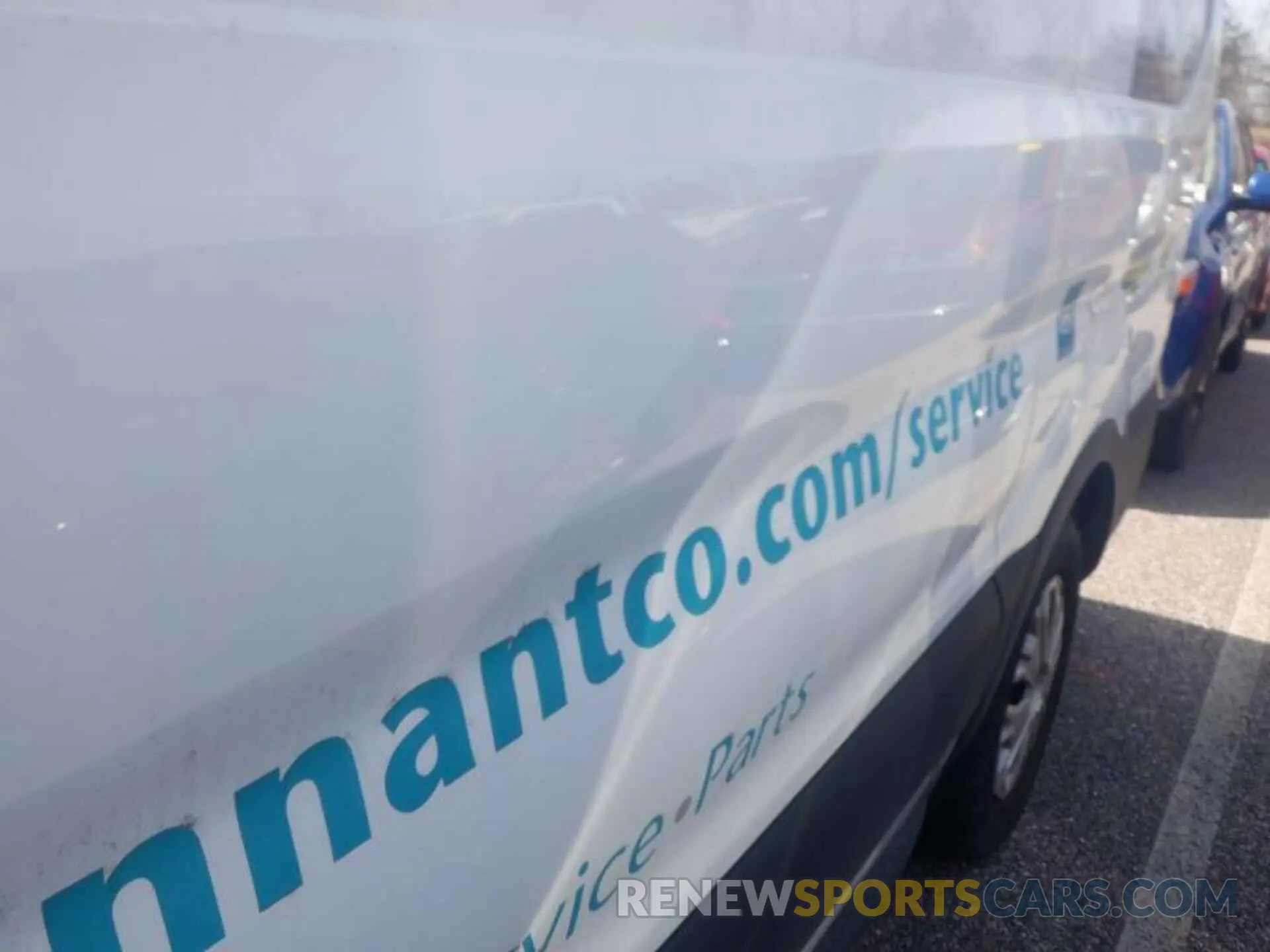 8 Photograph of a damaged car 1FTYE1YM9KKA80326 FORD TRANSIT 2019