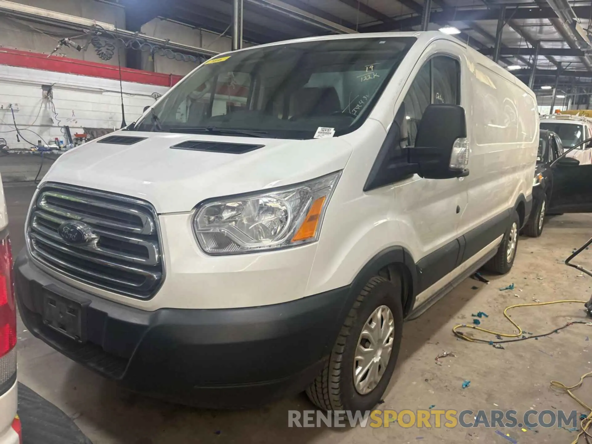23 Photograph of a damaged car 1FTYE1YMXKKA31832 FORD TRANSIT 2019