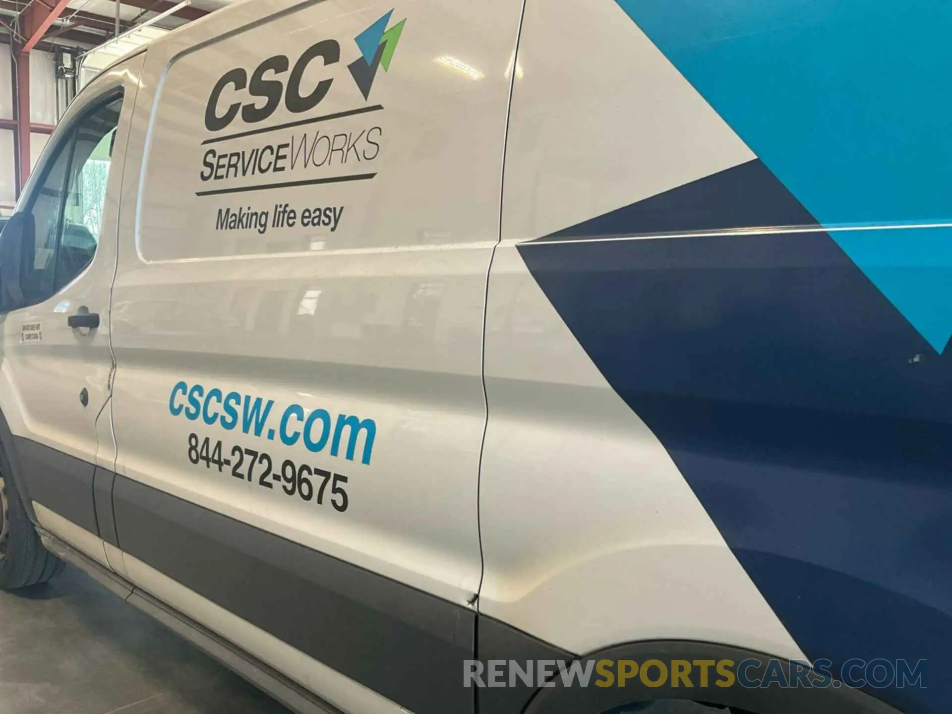 1 Photograph of a damaged car 1FTYE1YMXKKB31896 FORD TRANSIT 2019