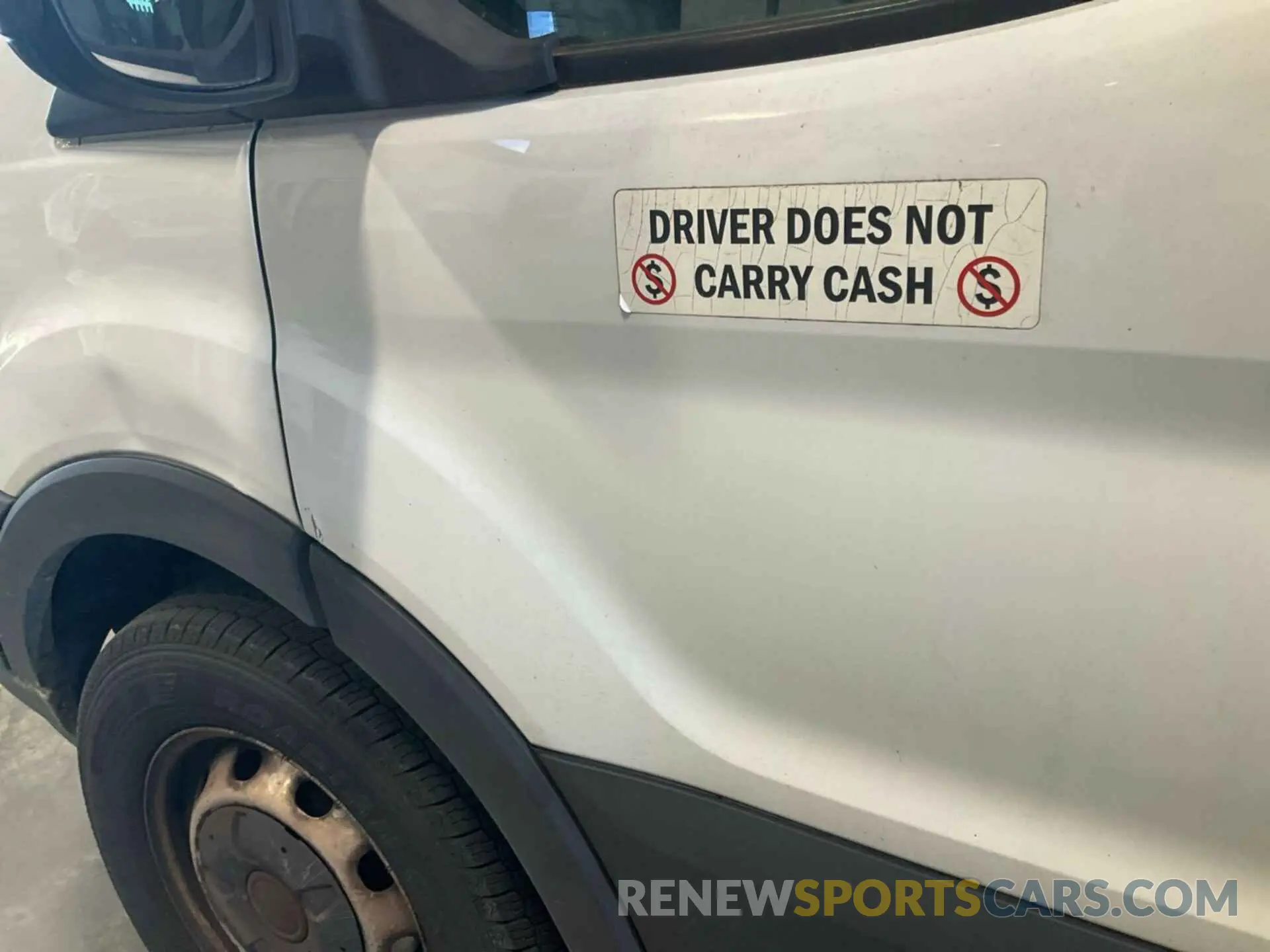 10 Photograph of a damaged car 1FTYE1YMXKKB31896 FORD TRANSIT 2019