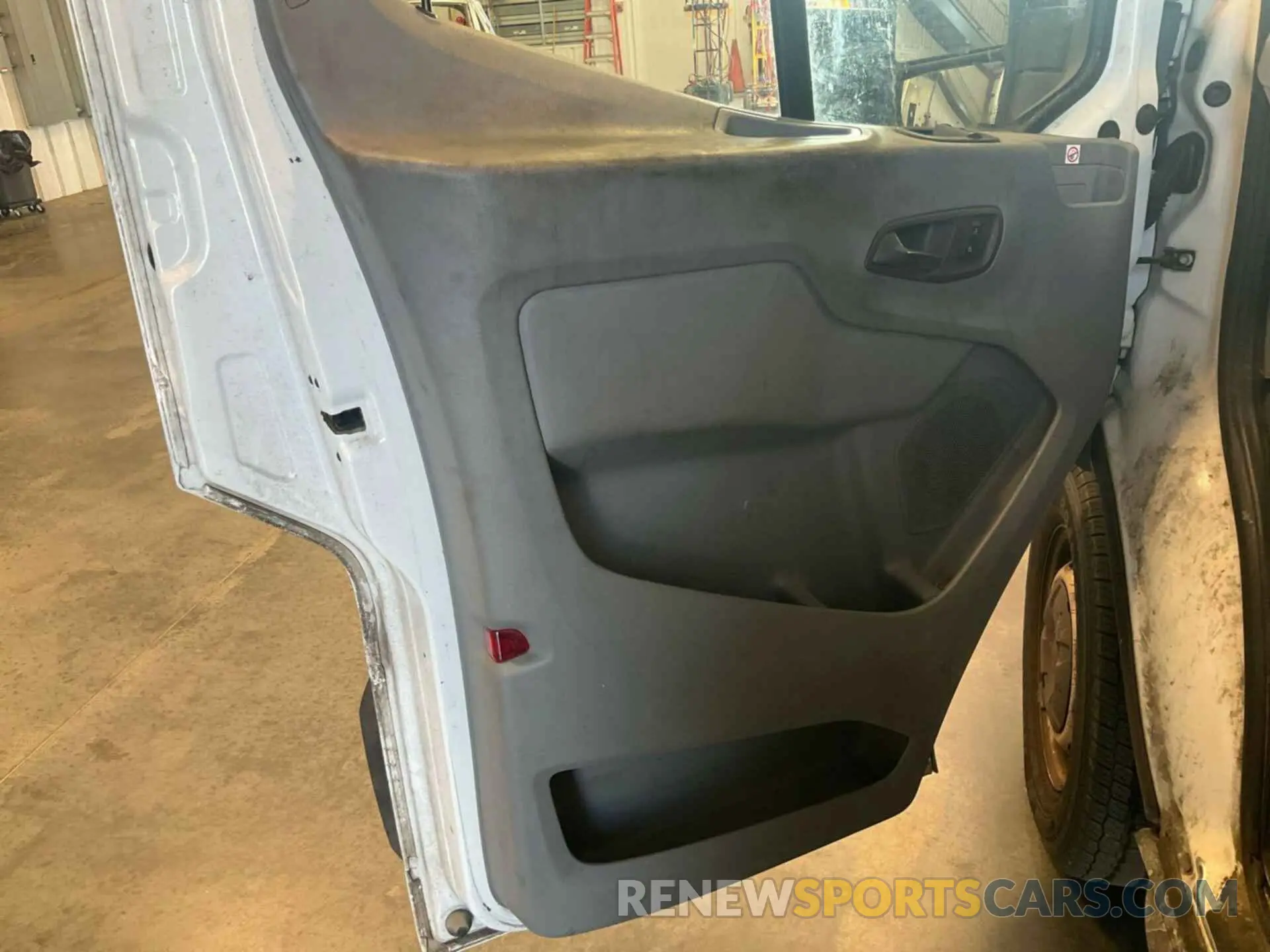 20 Photograph of a damaged car 1FTYE1YMXKKB31896 FORD TRANSIT 2019