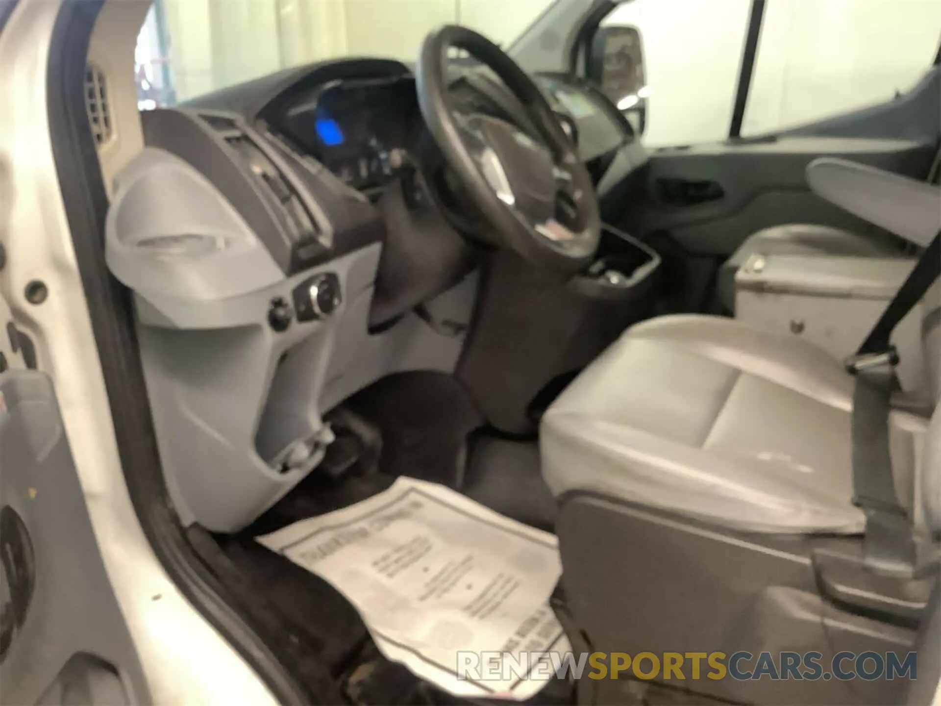 21 Photograph of a damaged car 1FTYE1YMXKKB31896 FORD TRANSIT 2019