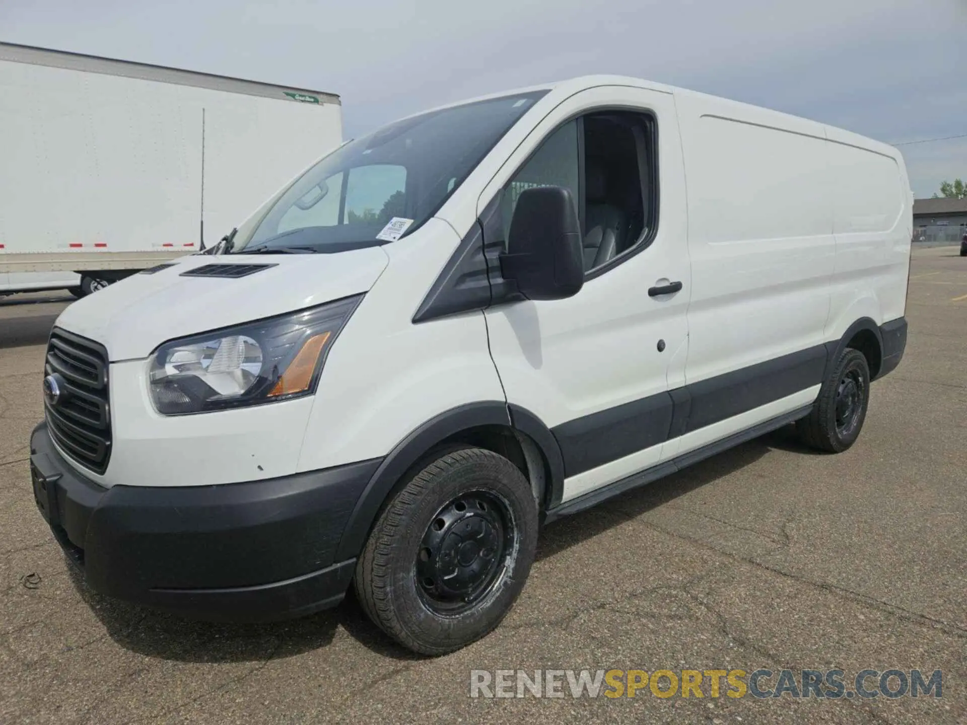 3 Photograph of a damaged car 1FTYE1YMXKKB31946 FORD TRANSIT 2019