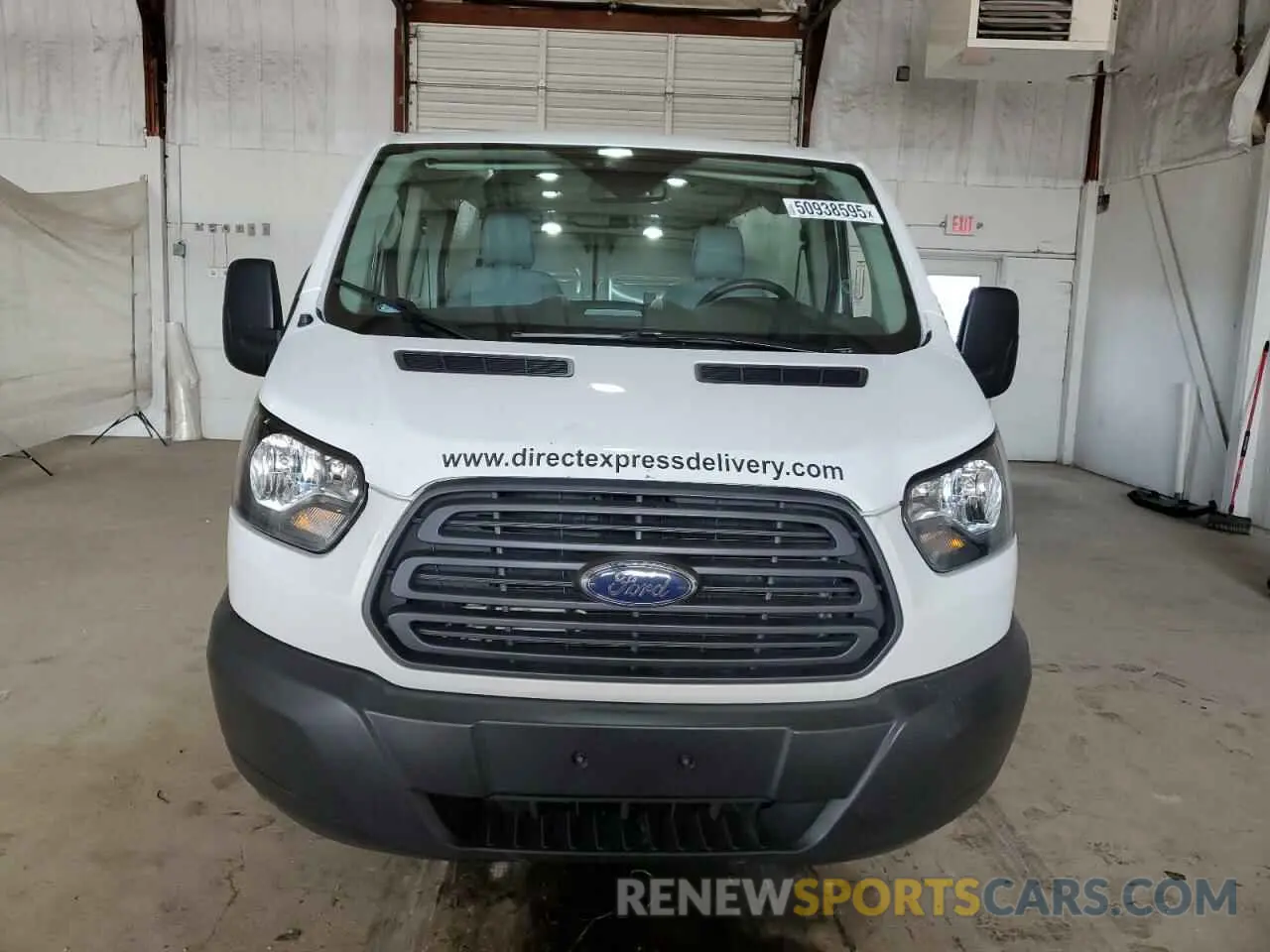 5 Photograph of a damaged car 1FTYE1YMXKKB70973 FORD TRANSIT 2019