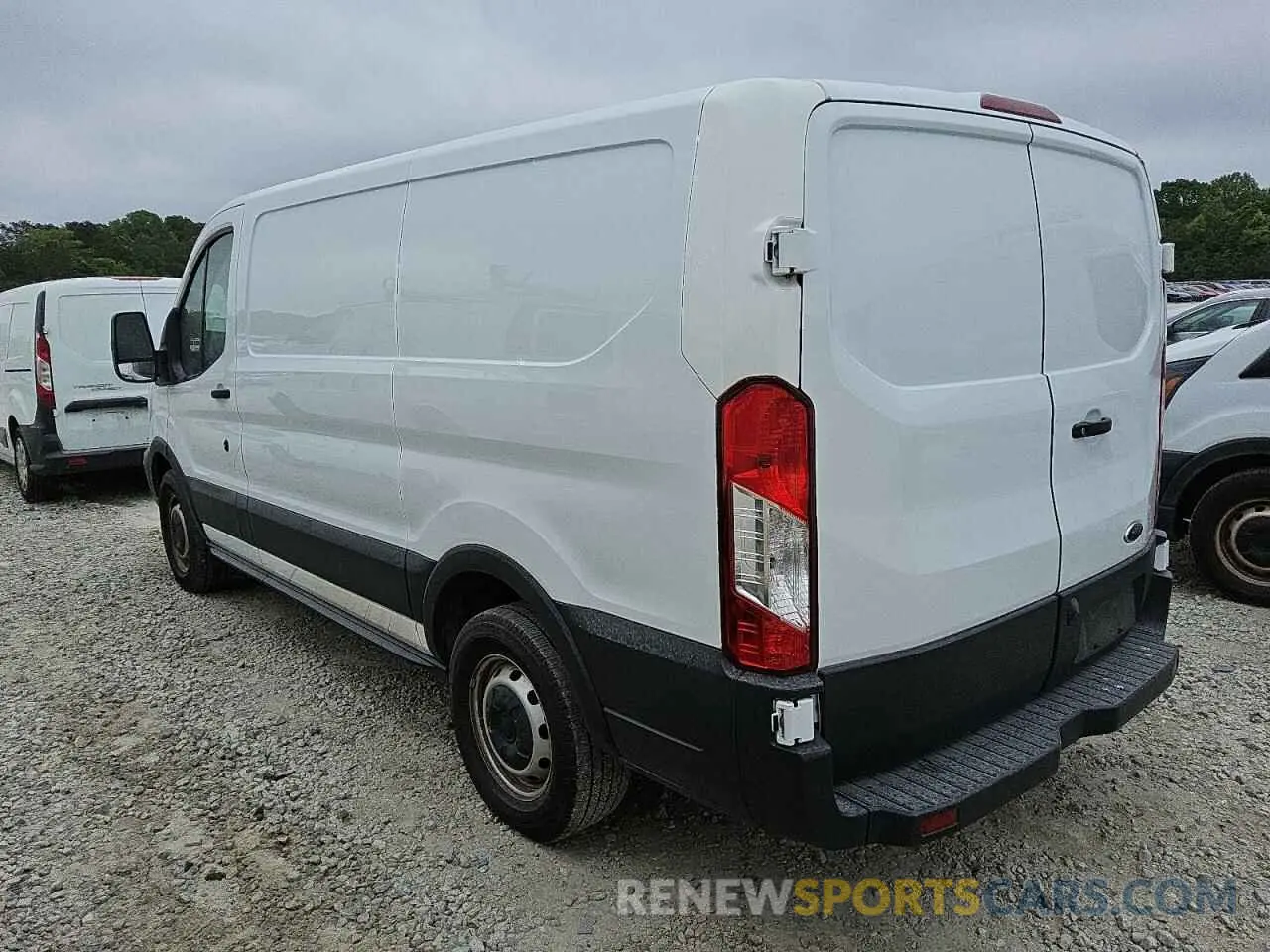 2 Photograph of a damaged car 1FTYE1ZM4KKB88108 FORD TRANSIT 2019